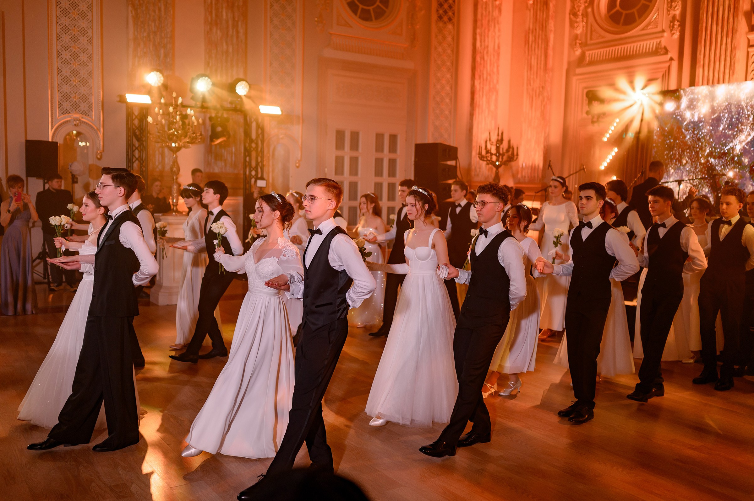 " Viennese Ball Kyiv ". Свадебный и семейный фотограф
