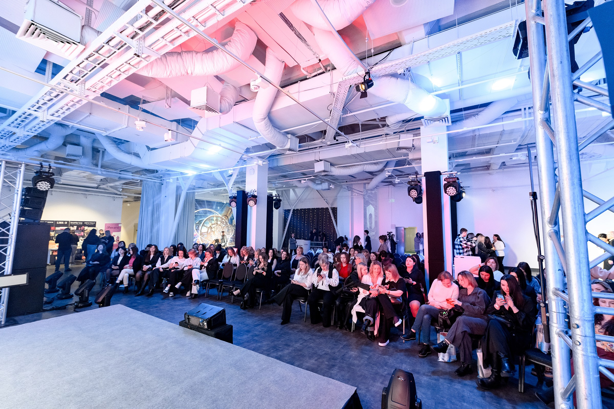 «Quantum Leap 1:0». Свадебный и семейный фотограф