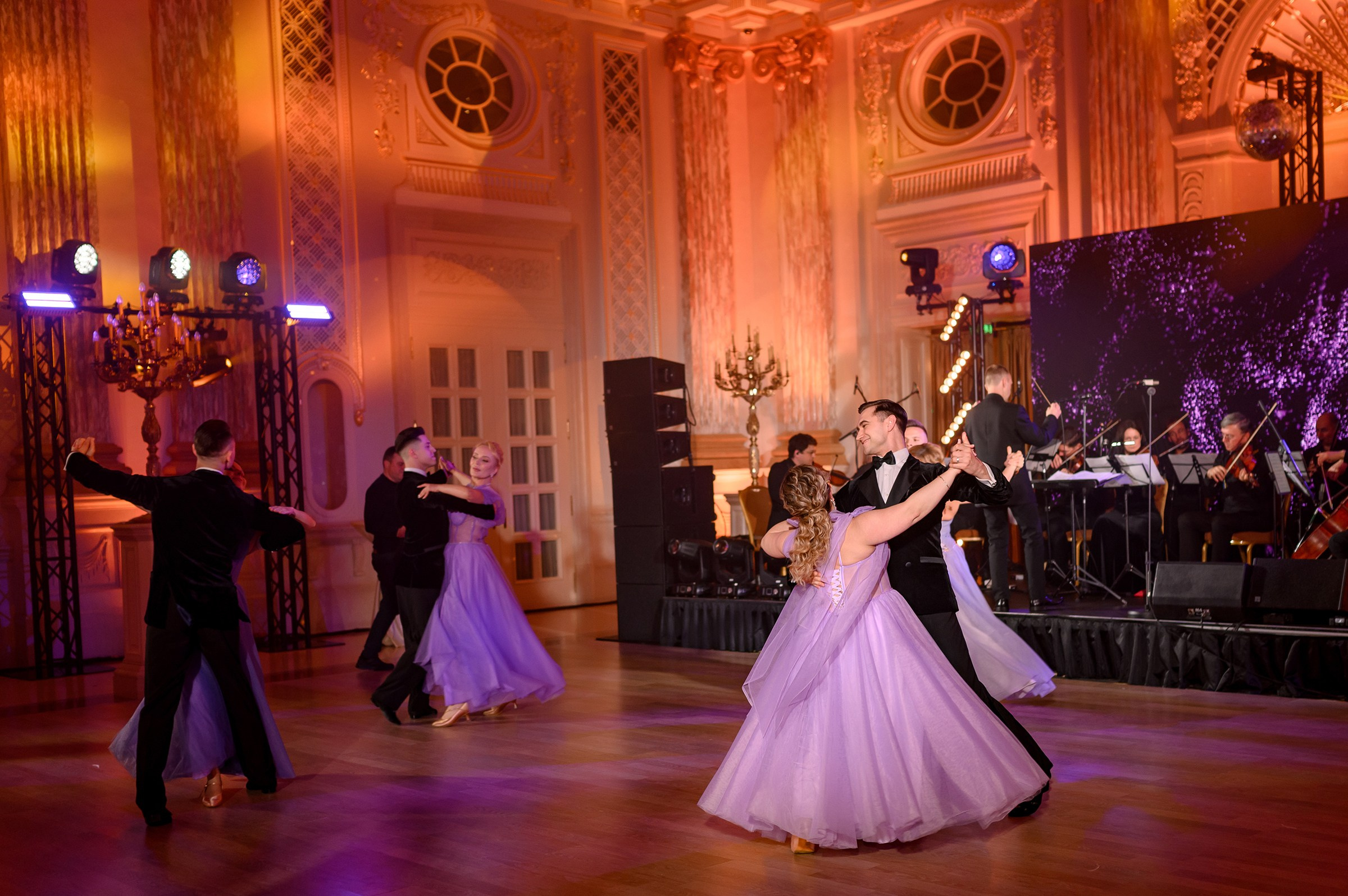 " Viennese Ball Kyiv ". Свадебный и семейный фотограф