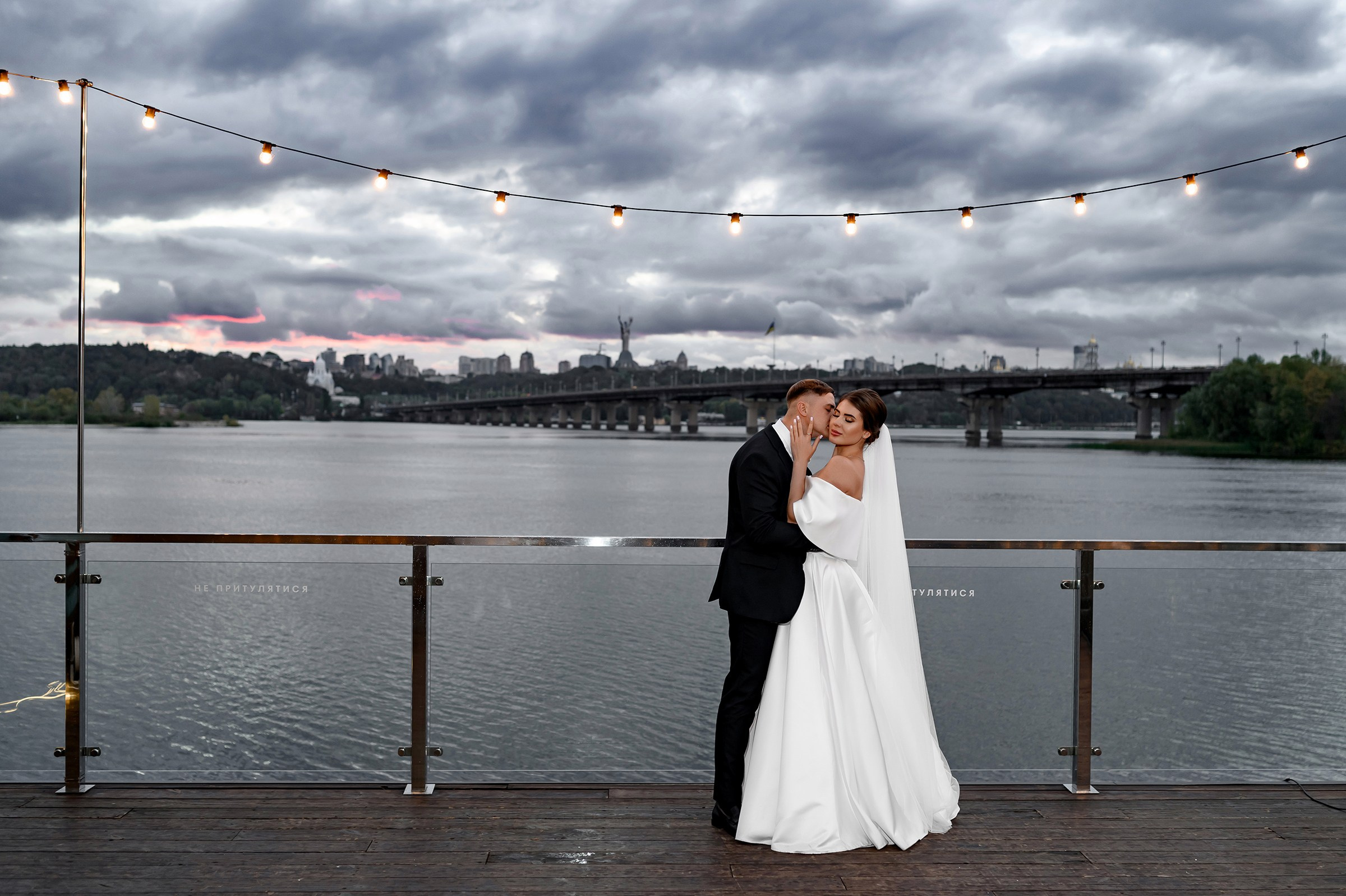 ARTEM & KATYA. Свадебный и семейный фотограф