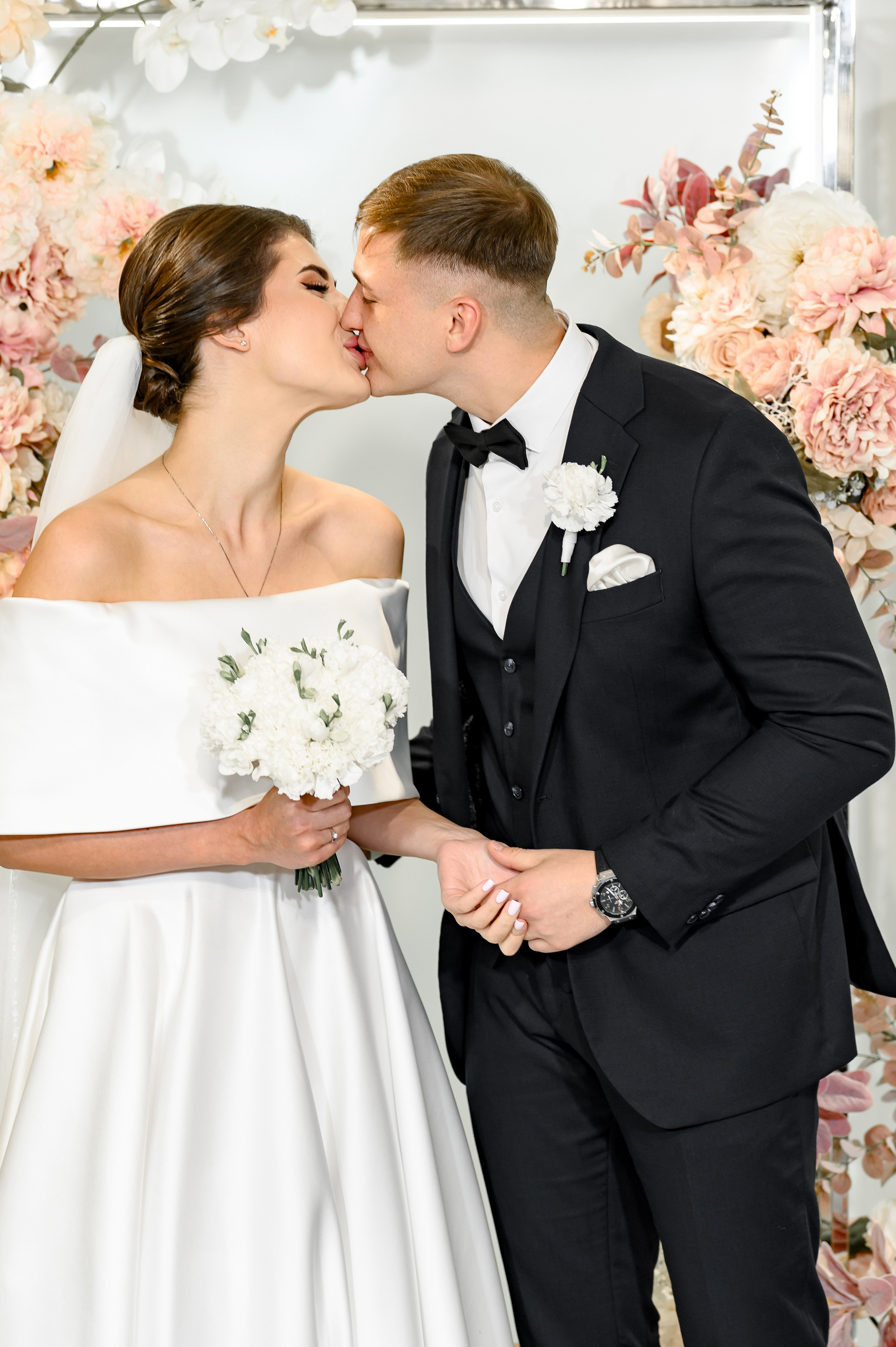 ARTEM & KATYA. Свадебный и семейный фотограф