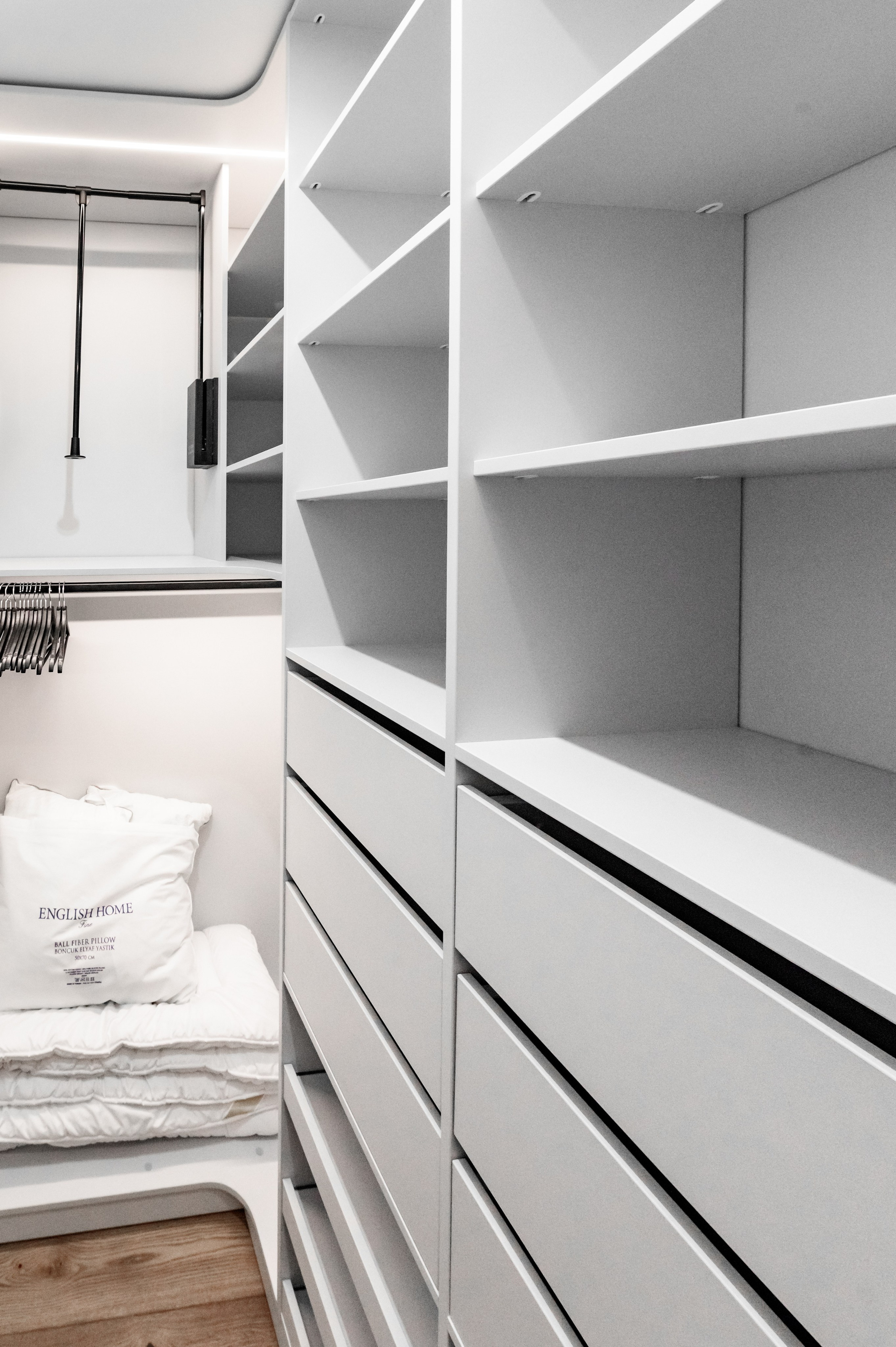 Interior. Свадебный и семейный фотограф