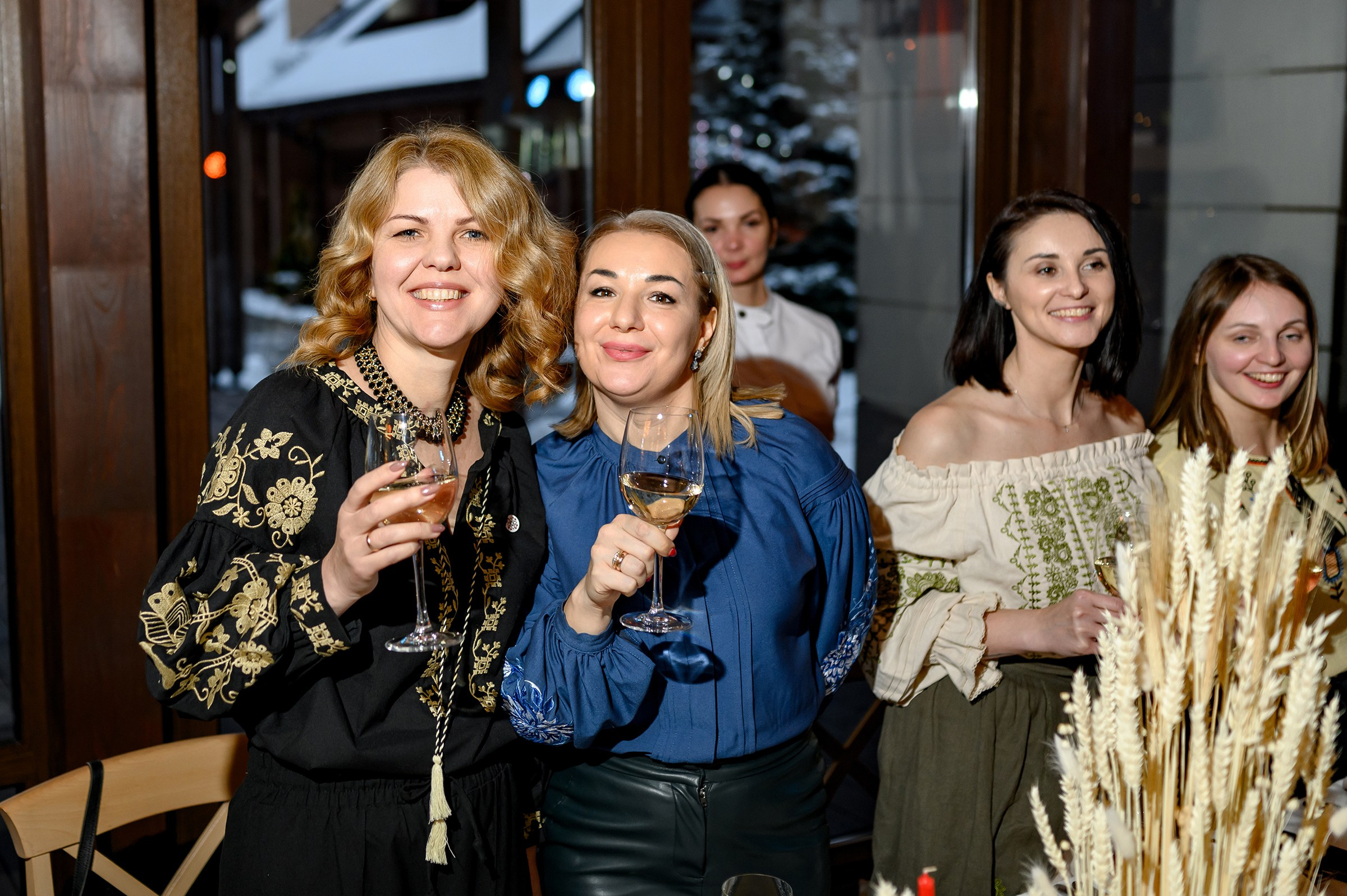 «ТРИПІЛЬСЬКЕ СОНЦЕ». Свадебный и семейный фотограф