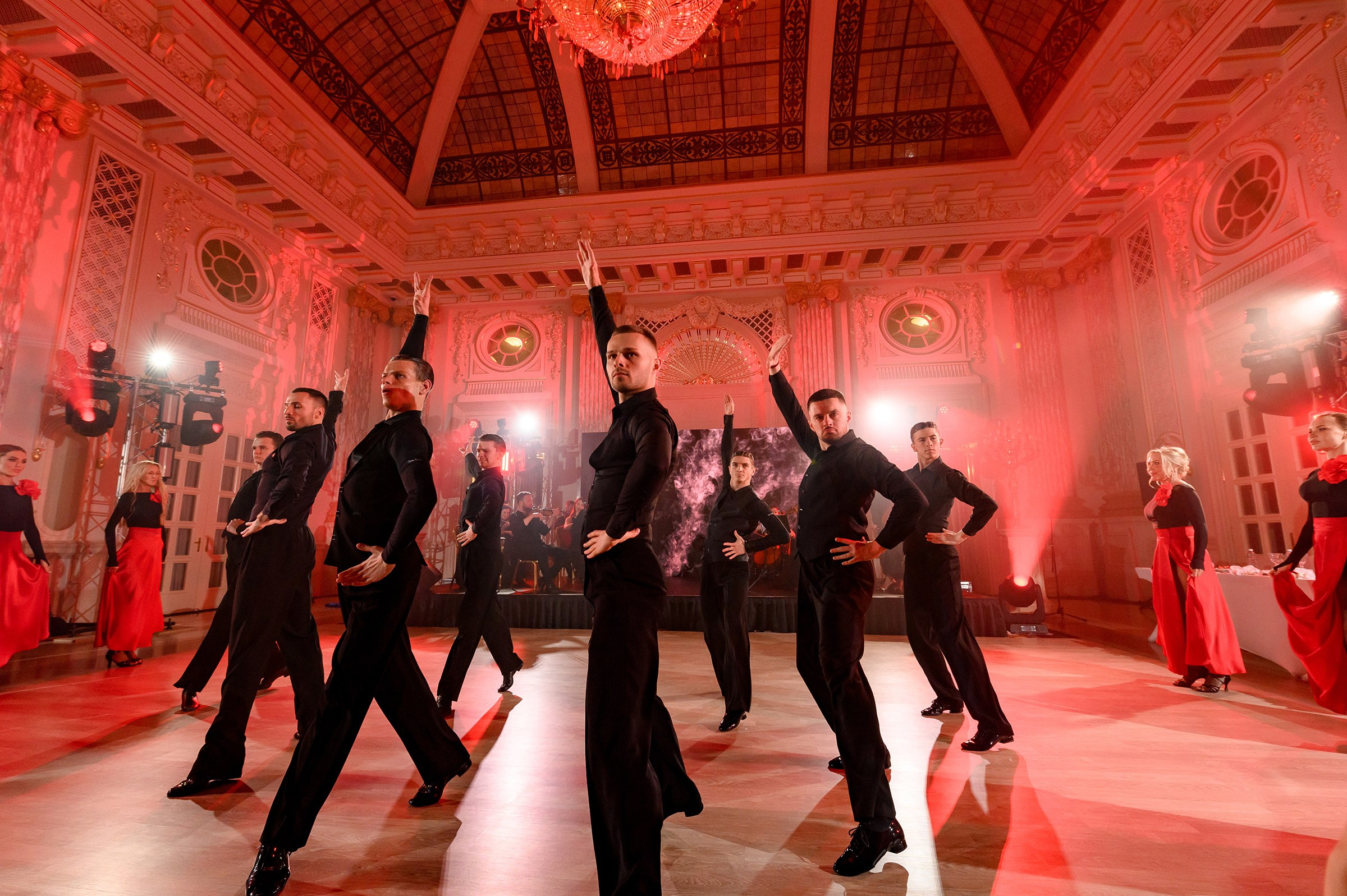 ''CHARITY VIENNESE BALL''. Свадебный и семейный фотограф