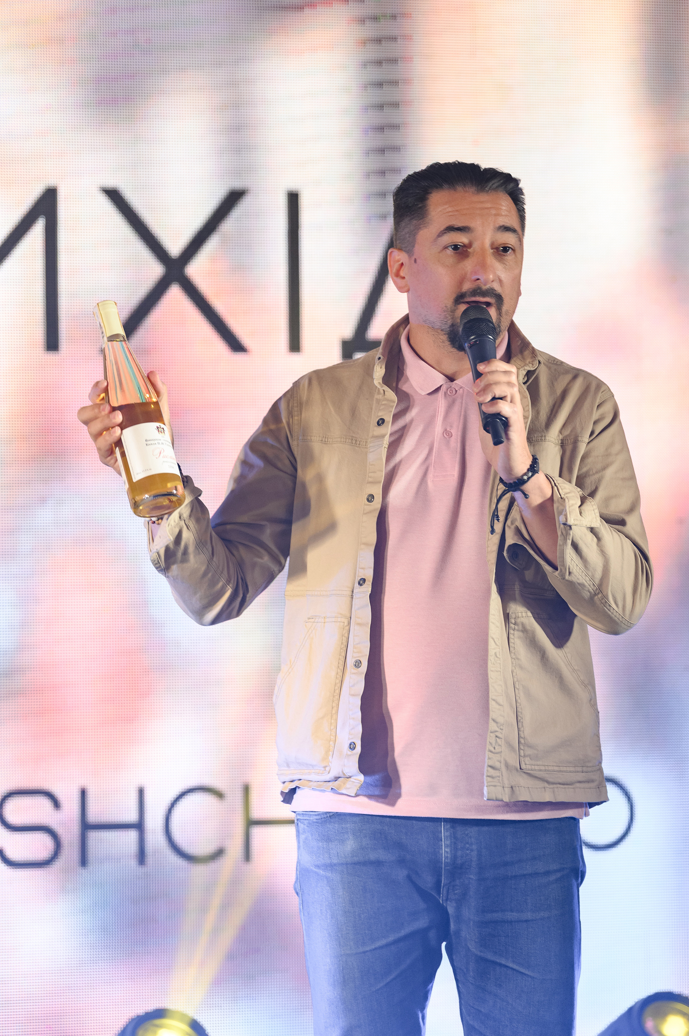 «TVIY VUHID V SVIT». Свадебный и семейный фотограф