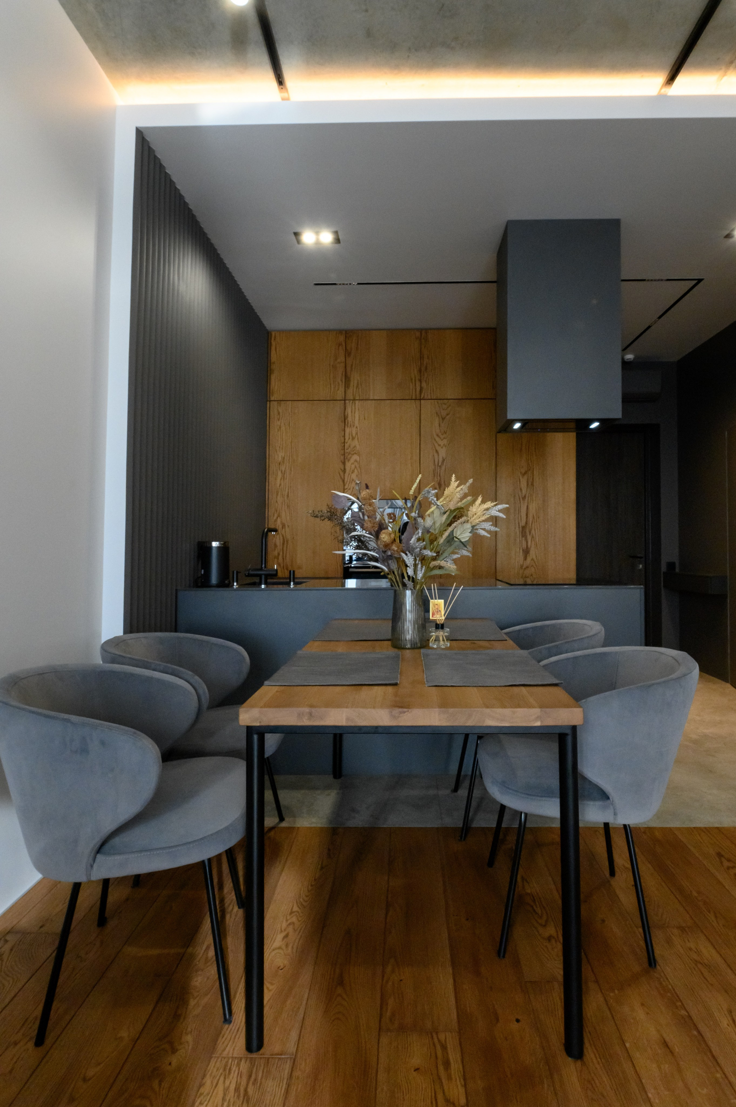 Interior. Свадебный и семейный фотограф