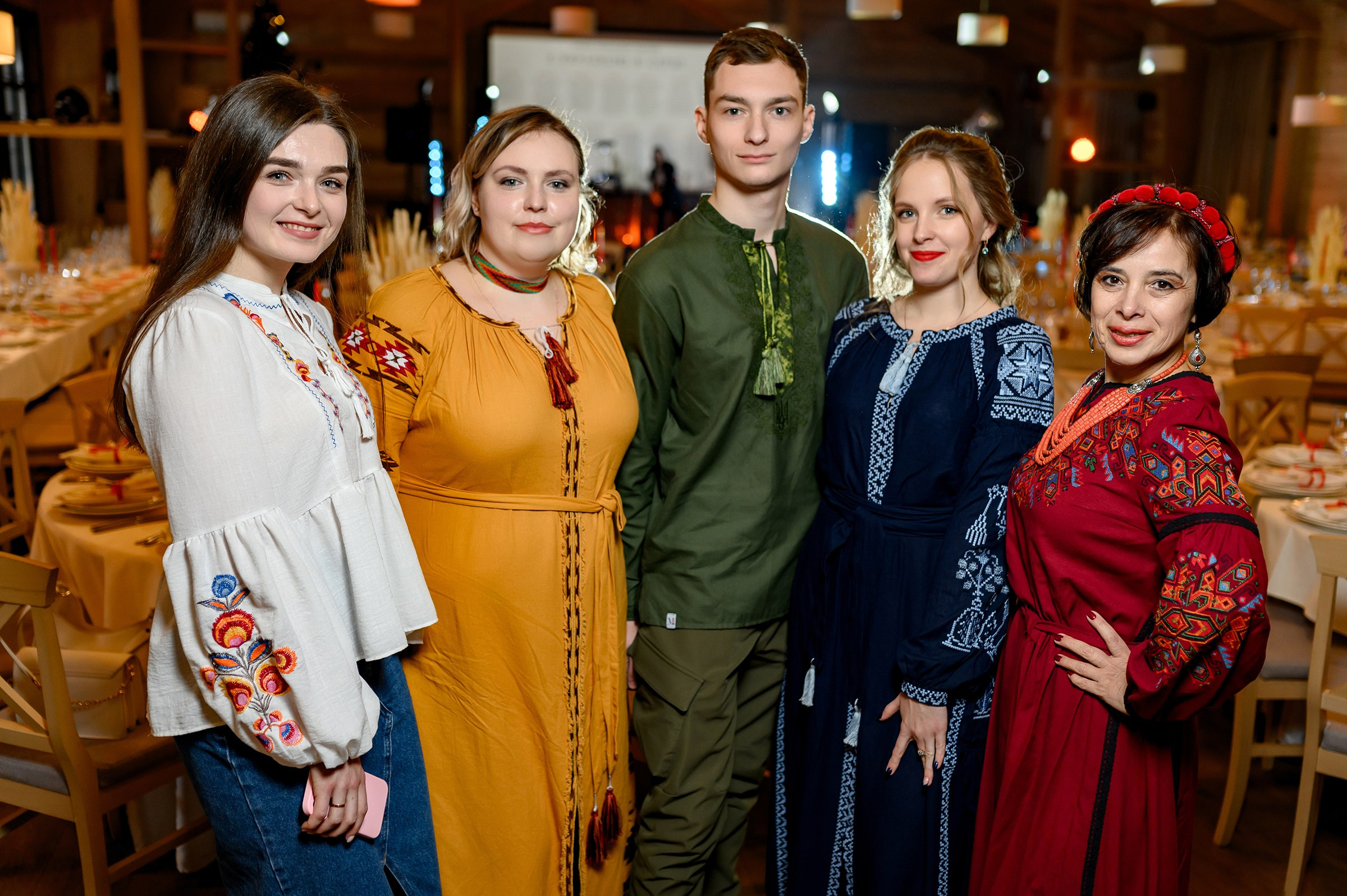 «ТРИПІЛЬСЬКЕ СОНЦЕ». Свадебный и семейный фотограф