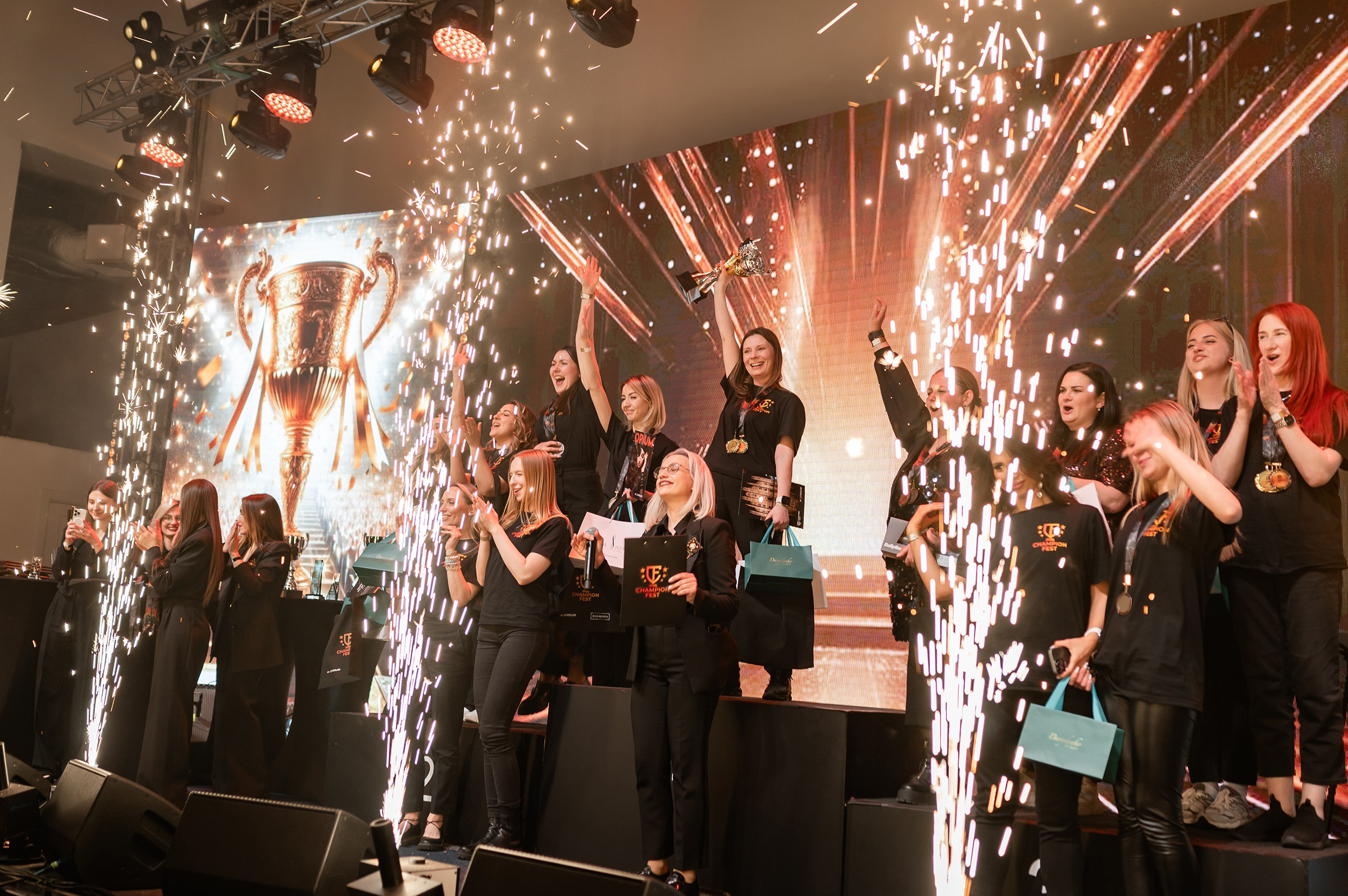 «CHAMPION FEST 2025». Свадебный и семейный фотограф