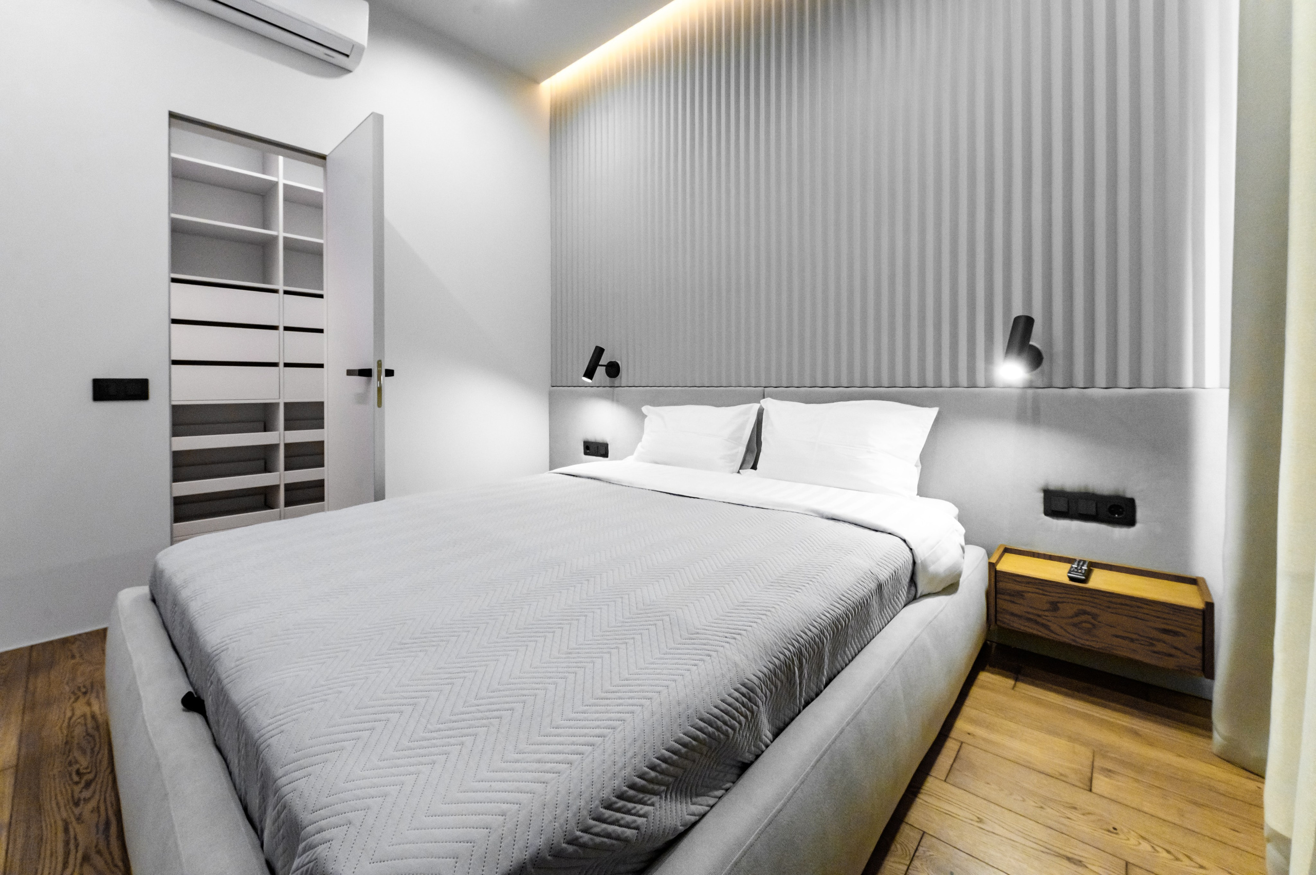 Interior. Свадебный и семейный фотограф