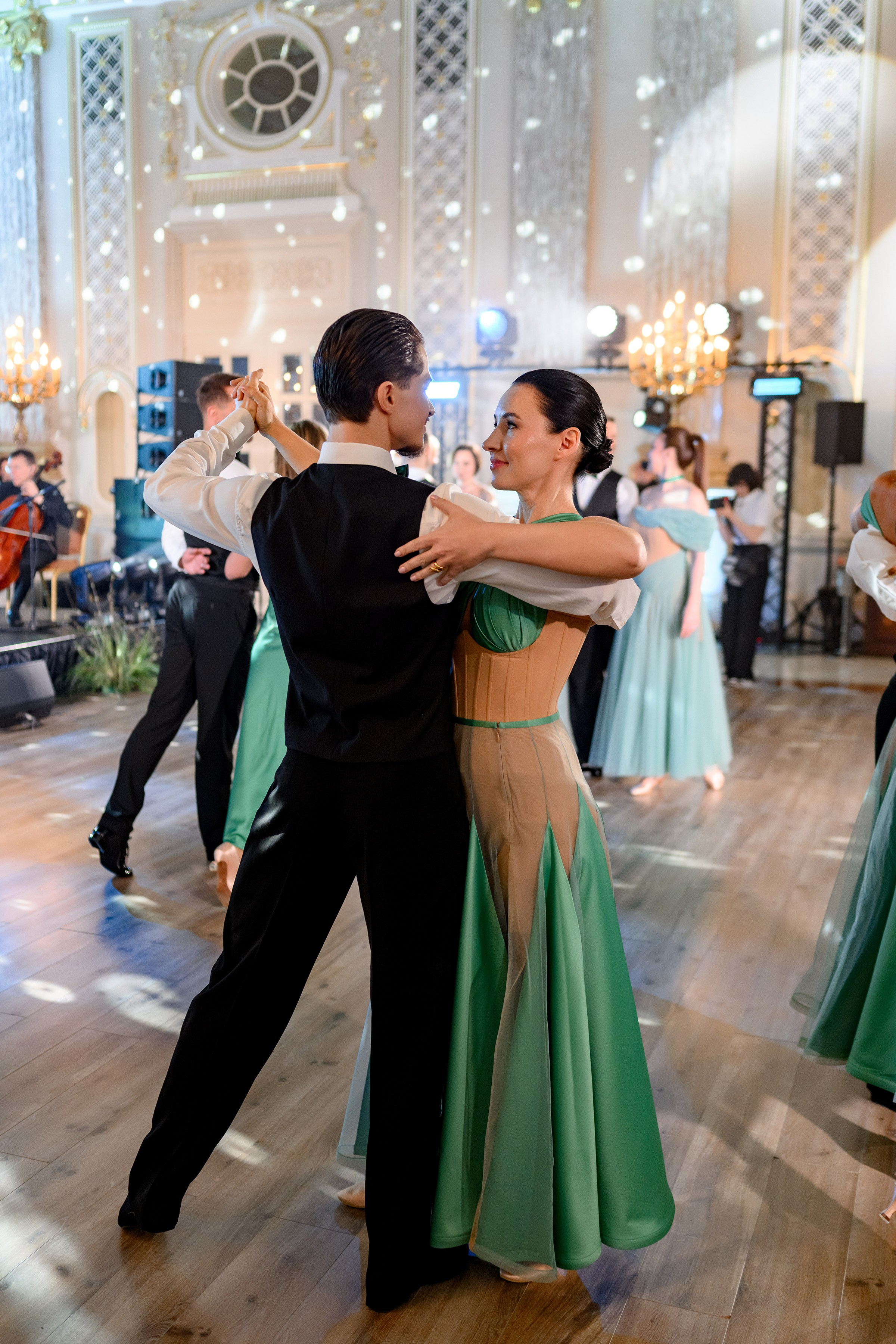 " Viennese Ball KYIV». Свадебный и семейный фотограф