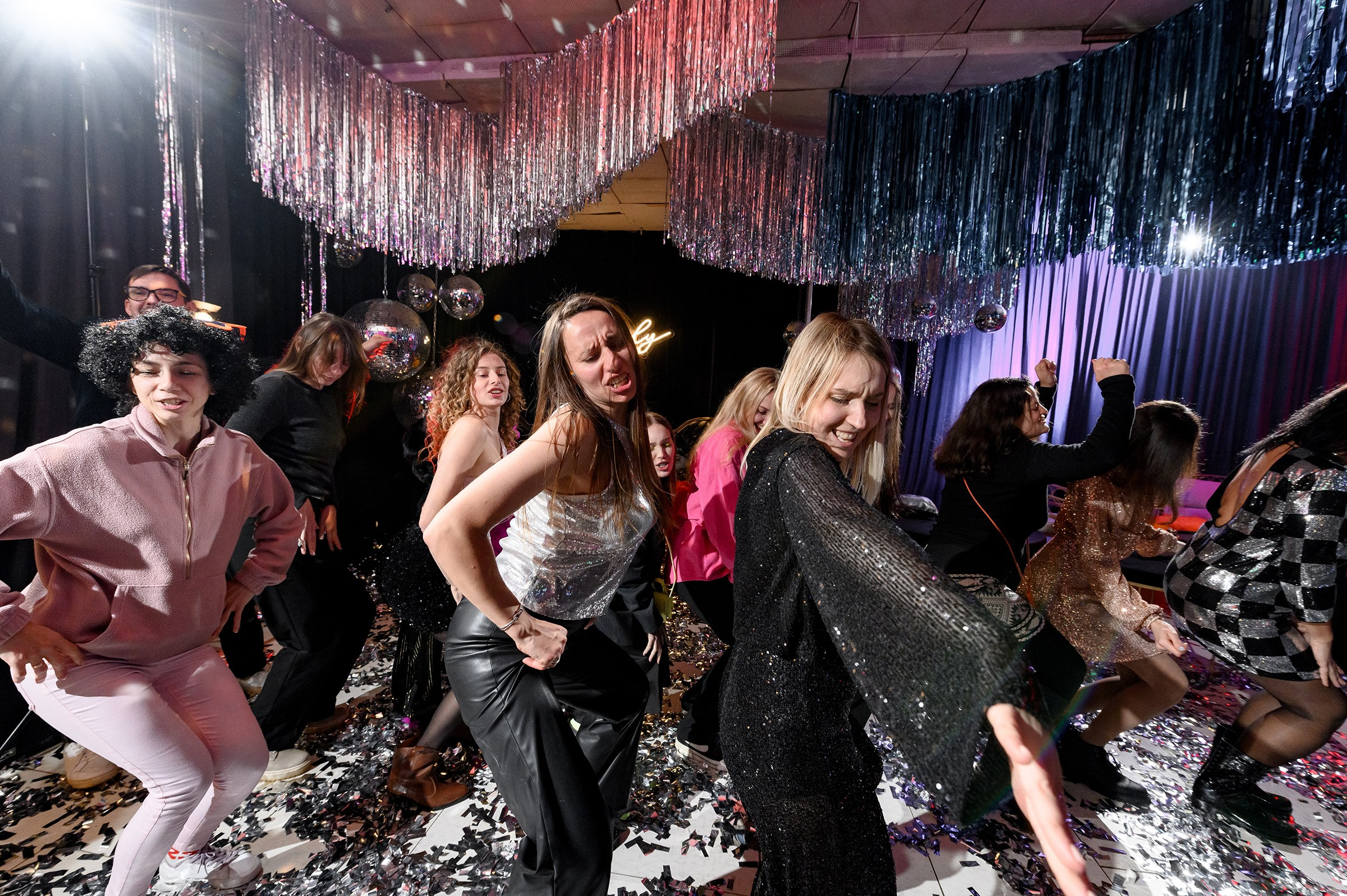 BLOSSOM «ВЖЕ НЕ 18». Свадебный и семейный фотограф