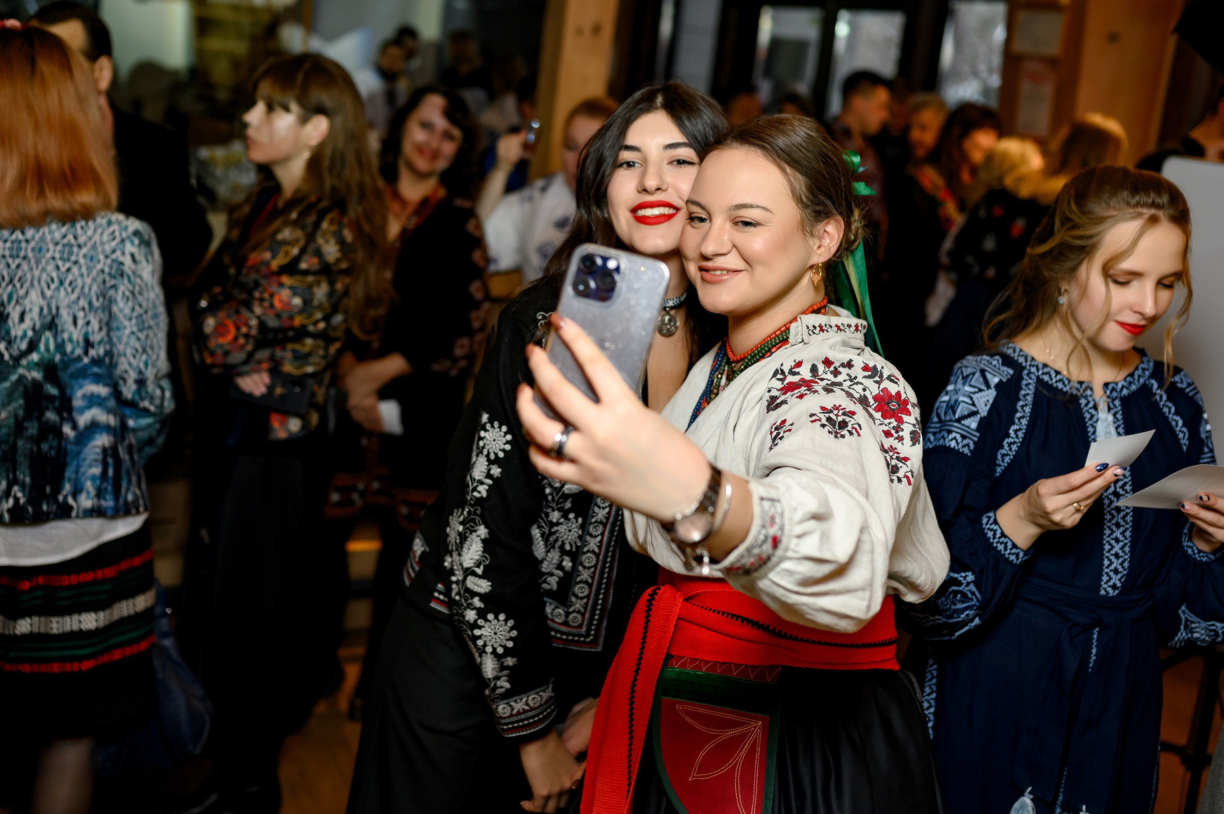 «ТРИПІЛЬСЬКЕ СОНЦЕ». Свадебный и семейный фотограф