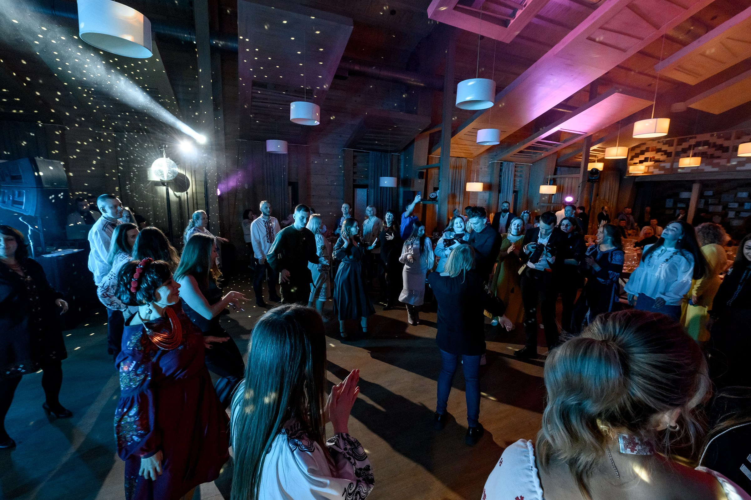 «ТРИПІЛЬСЬКЕ СОНЦЕ». Свадебный и семейный фотограф