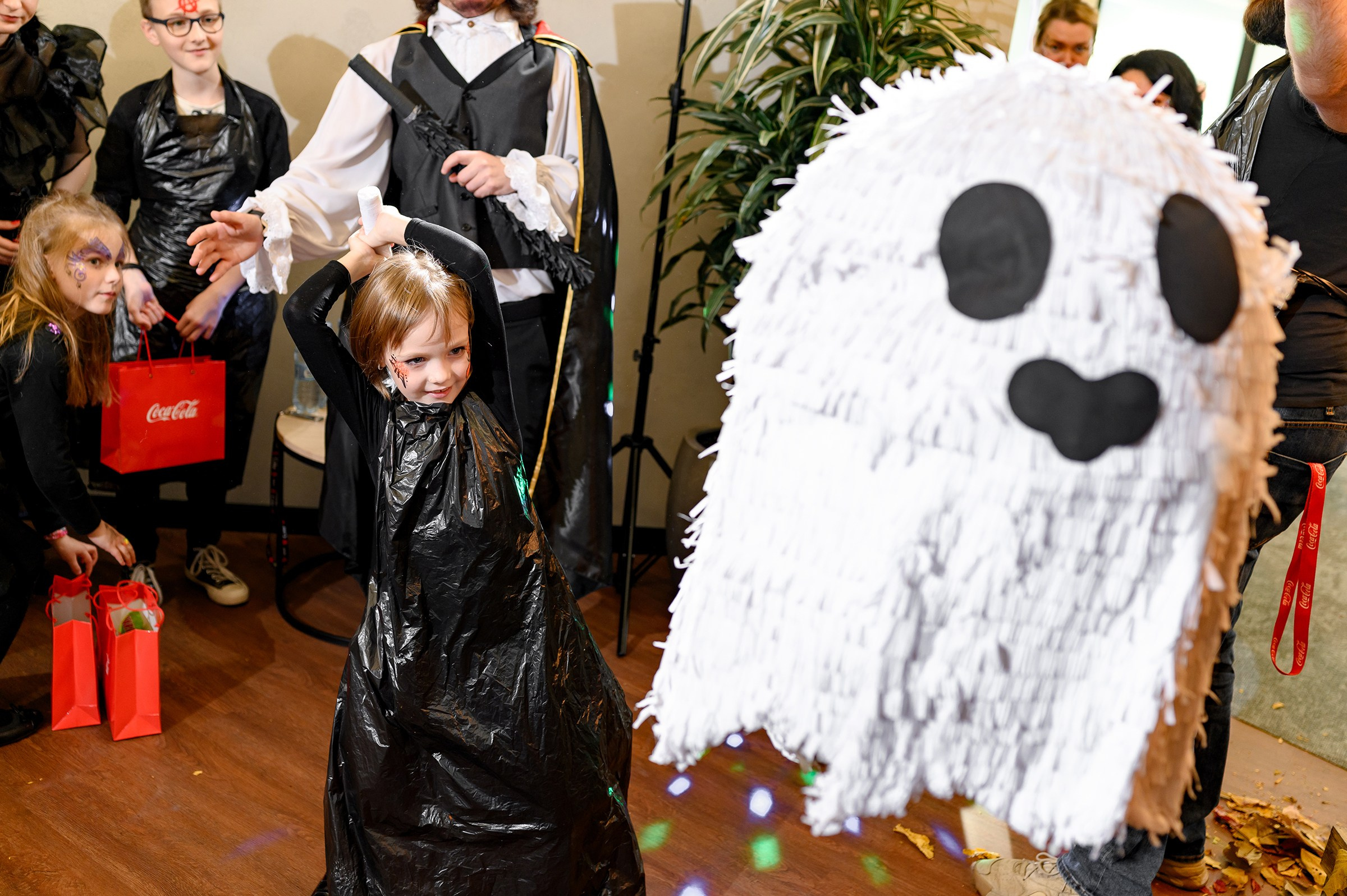 «HALLOWEEN «Coca-Cola». Свадебный и семейный фотограф