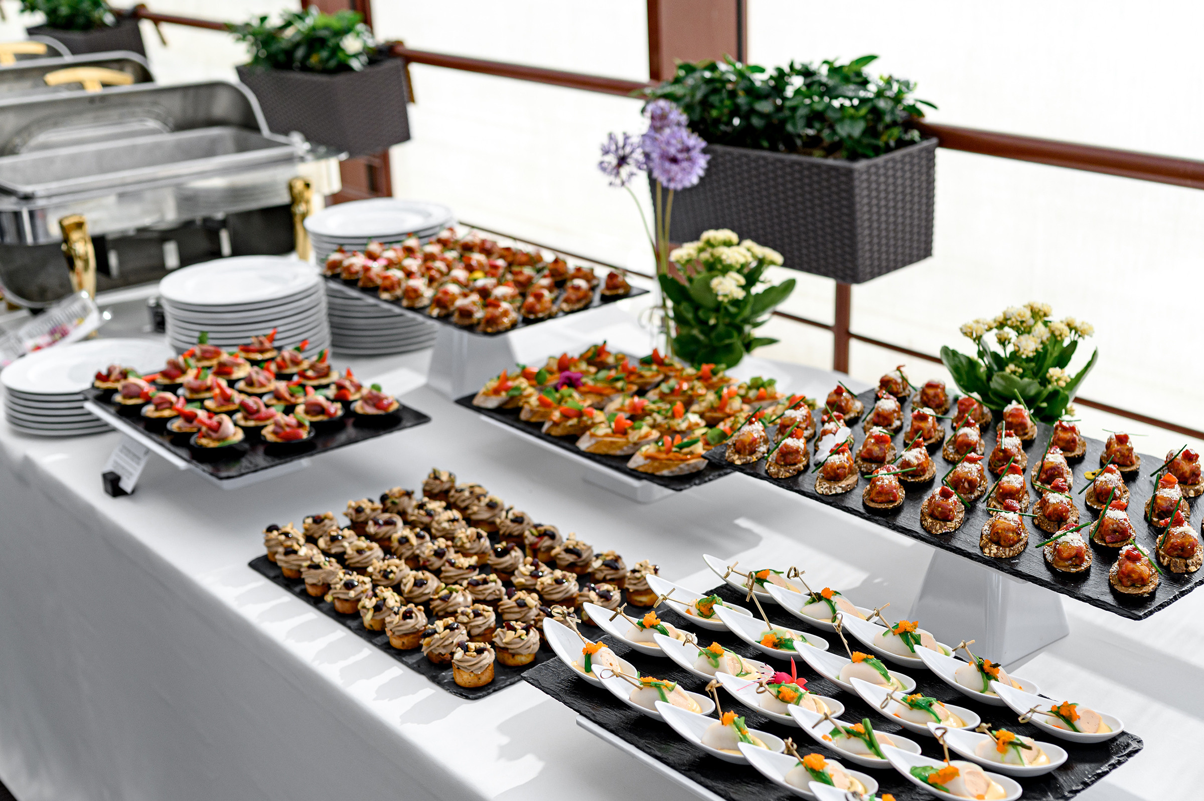 Благодійній концерт від фонду «Мамине серце» — «Твій вихід в світ». Свадебный и семейный фотограф