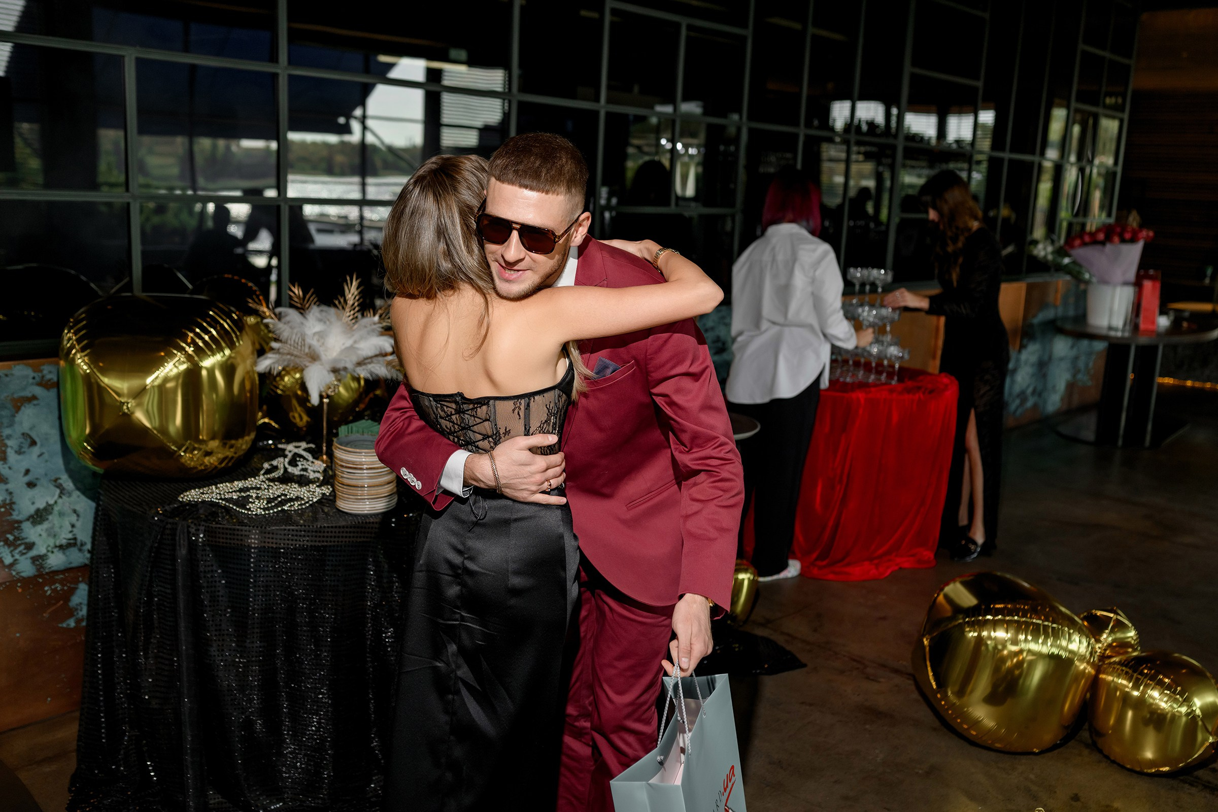 «HAPPY BIRTHDAY VIKA». Свадебный и семейный фотограф