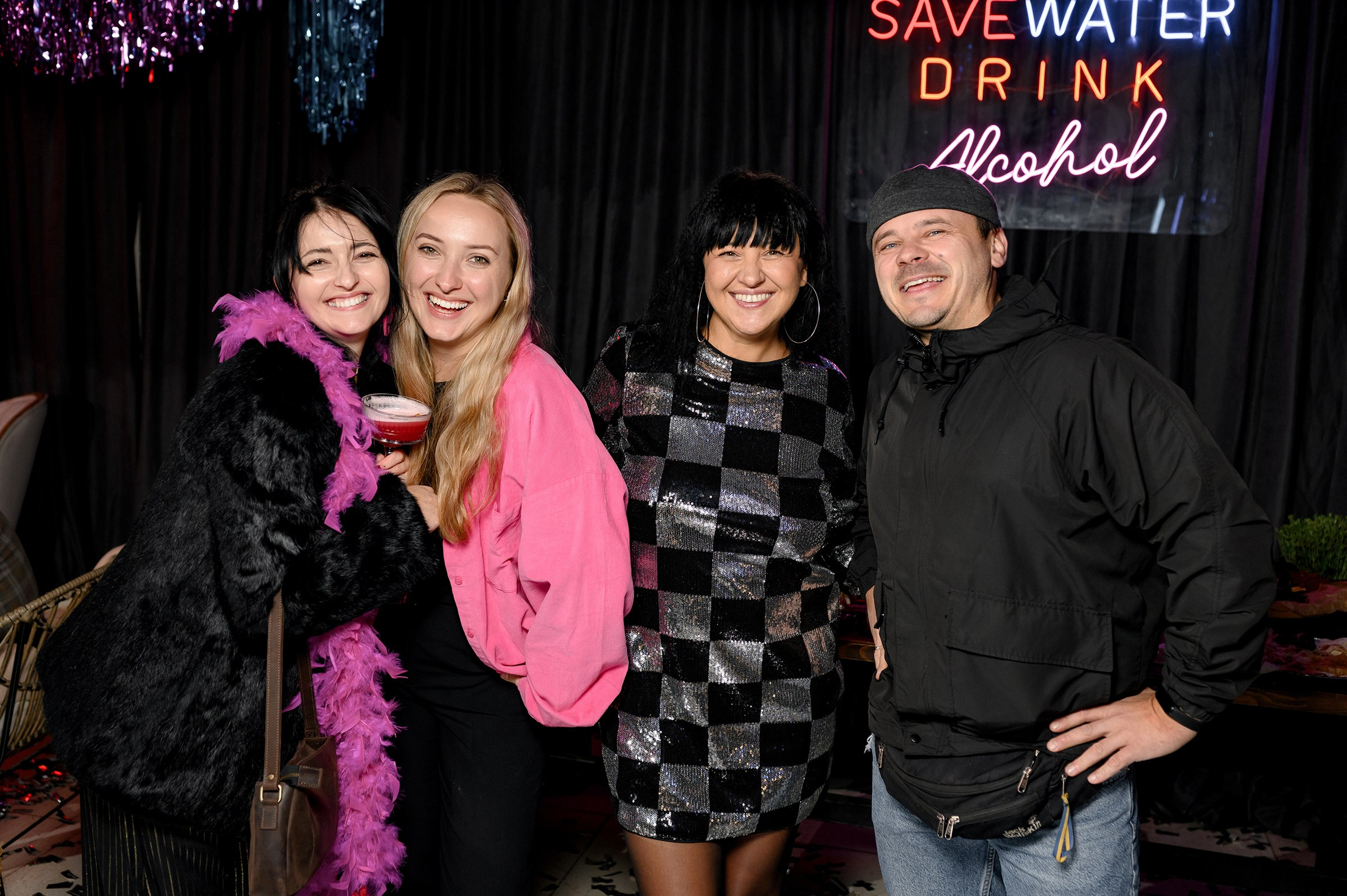 BLOSSOM «ВЖЕ НЕ 18». Свадебный и семейный фотограф