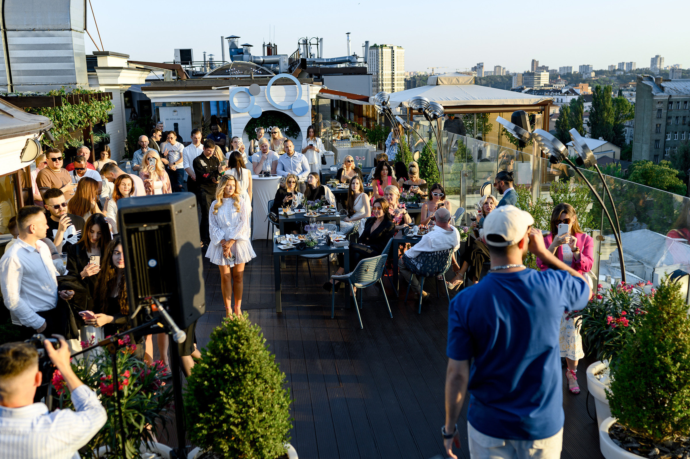 Благодійній концерт від фонду «Мамине серце» — «Твій вихід в світ». Свадебный и семейный фотограф