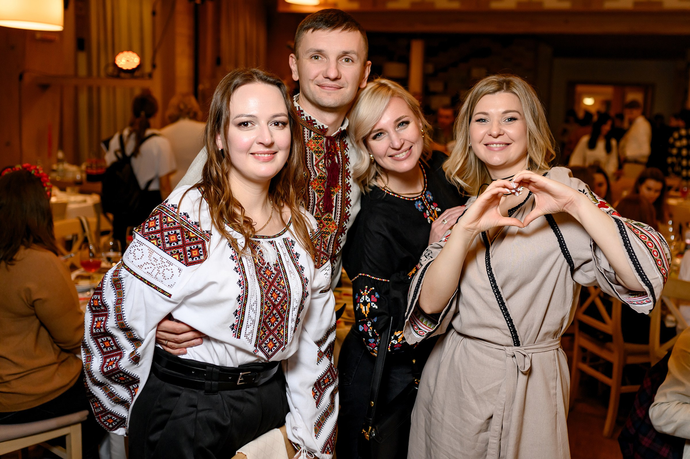 «ТРИПІЛЬСЬКЕ СОНЦЕ». Свадебный и семейный фотограф