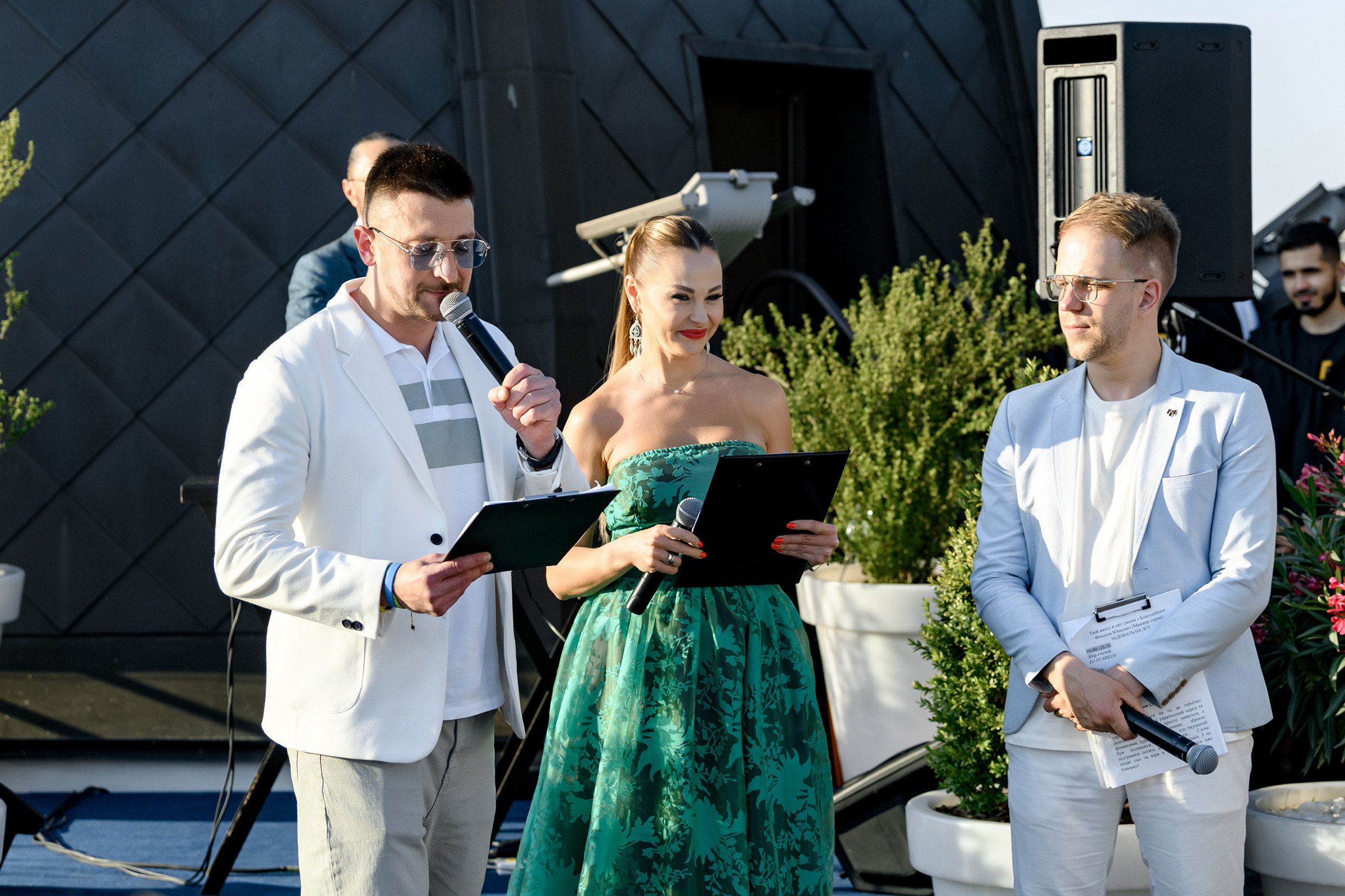 Благодійній концерт від фонду «Мамине серце» — «Твій вихід в світ». Свадебный и семейный фотограф