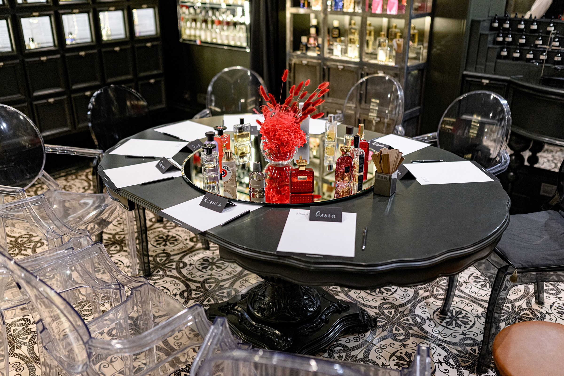 «PARFUM BURO». Свадебный и семейный фотограф