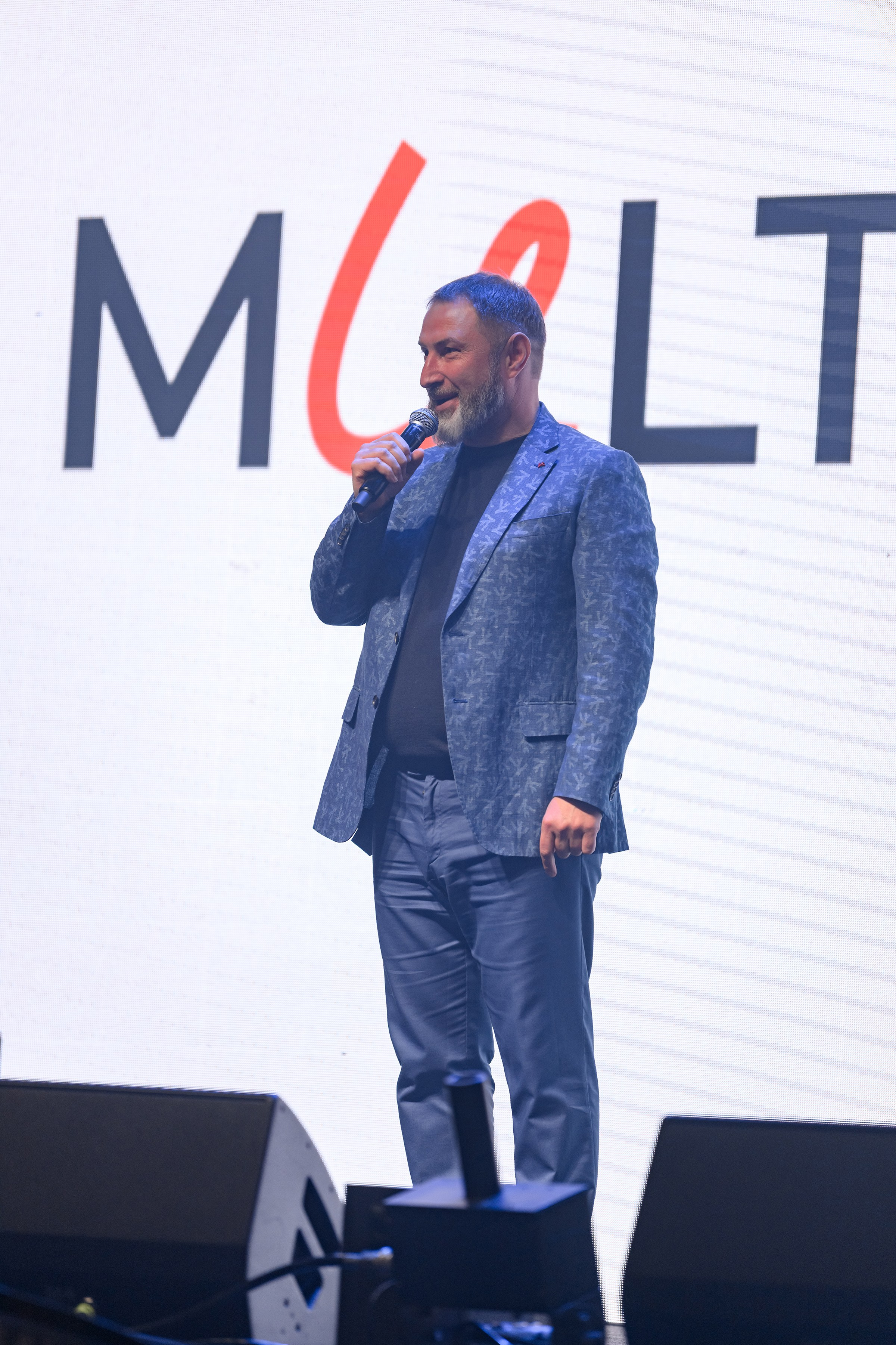 «CHAMPION FEST 2025». Свадебный и семейный фотограф