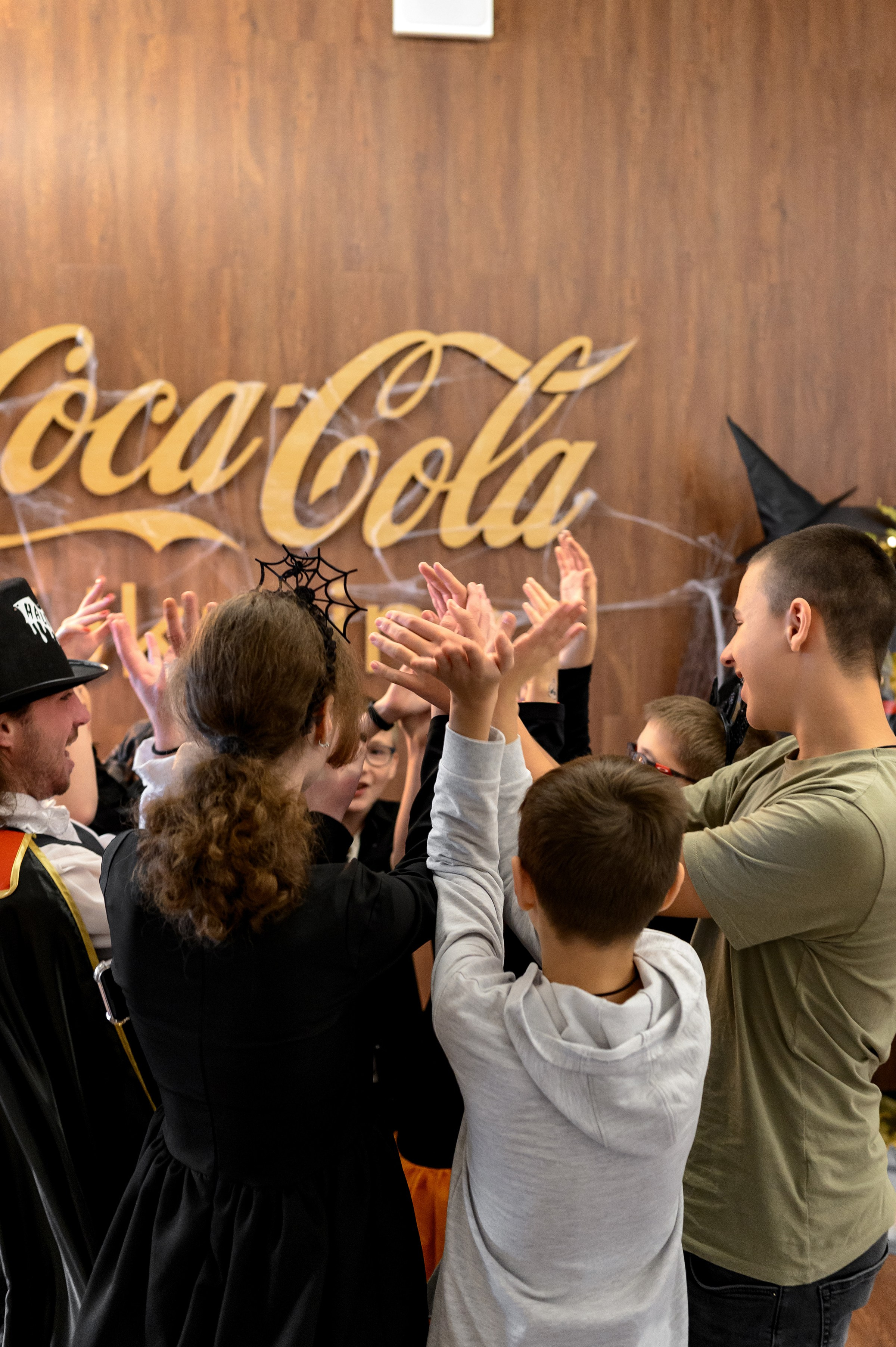 «HALLOWEEN «Coca-Cola». Свадебный и семейный фотограф