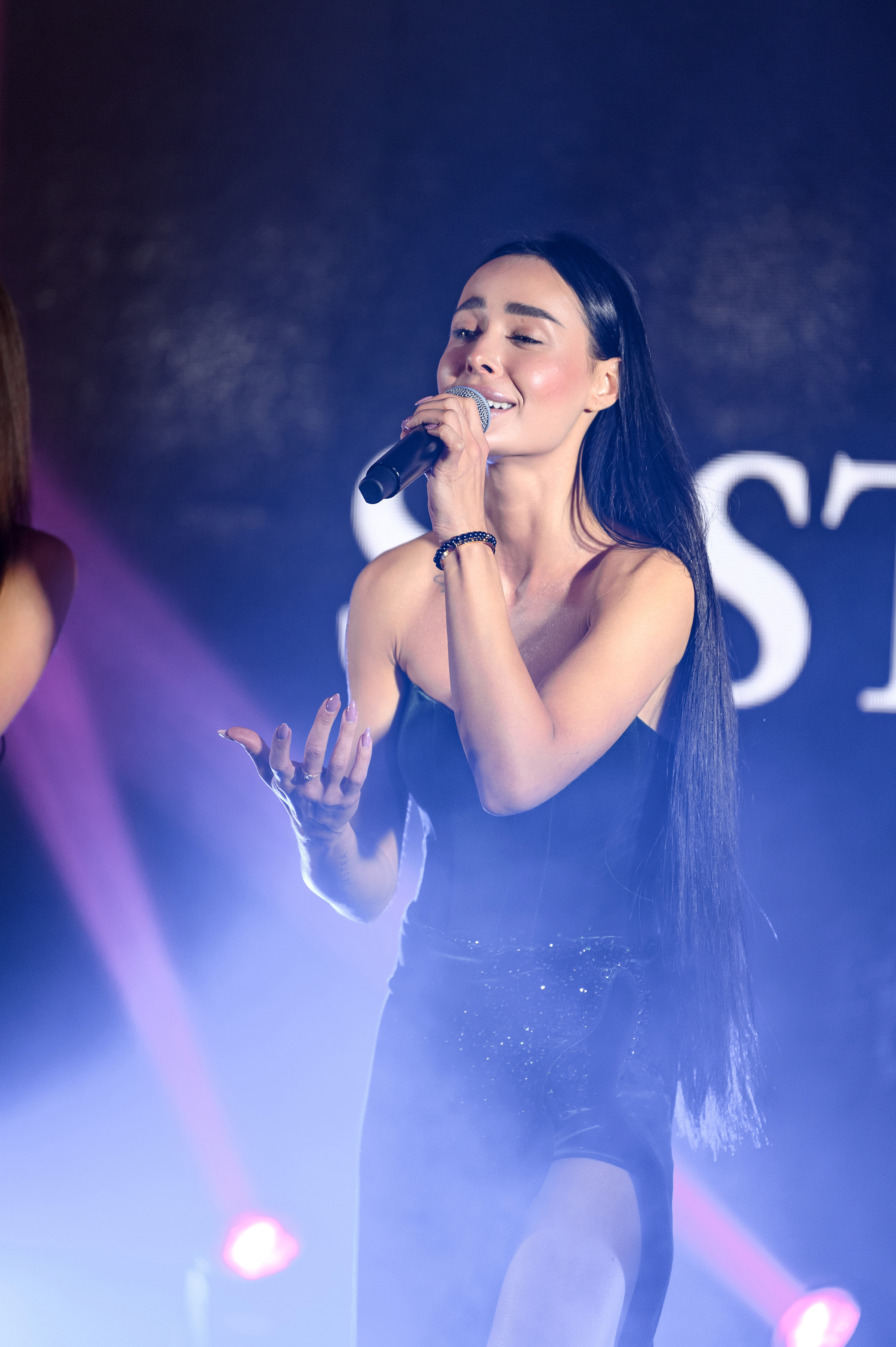 «TVIY VUHID V SVIT». Свадебный и семейный фотограф