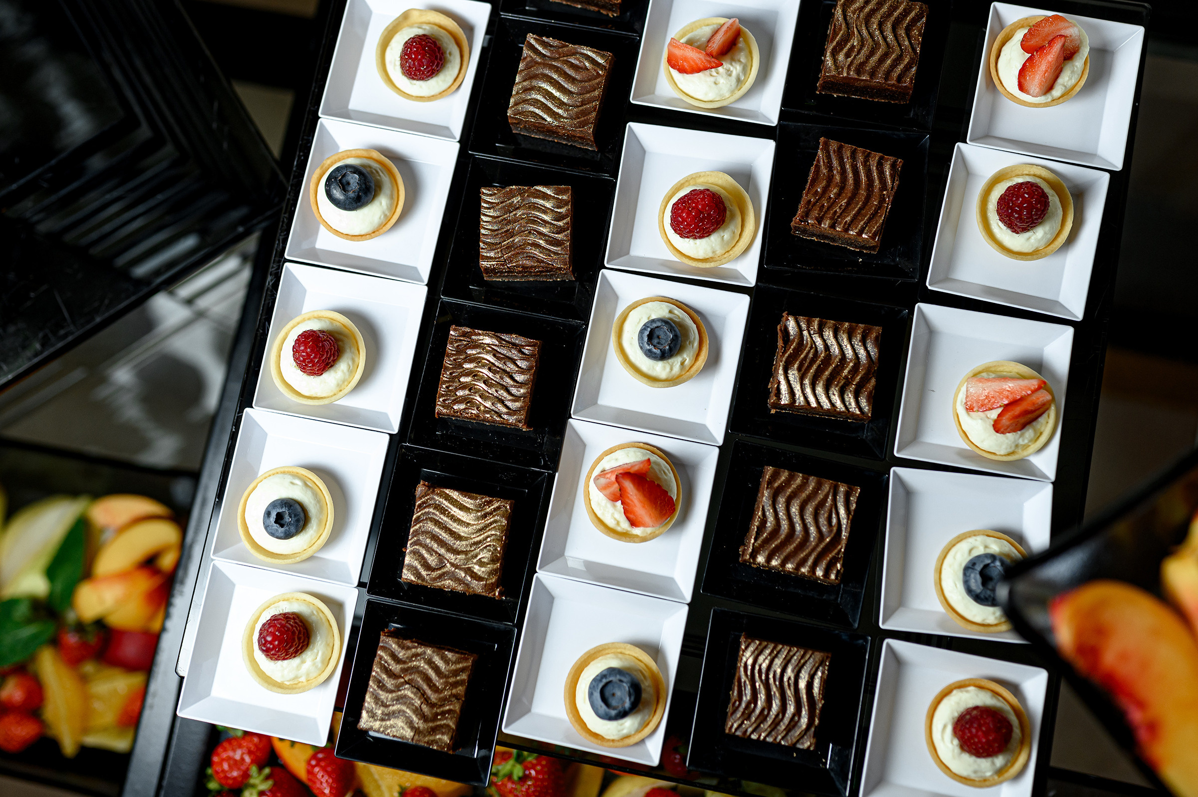 «TVIY VUHID V SVIT». Свадебный и семейный фотограф