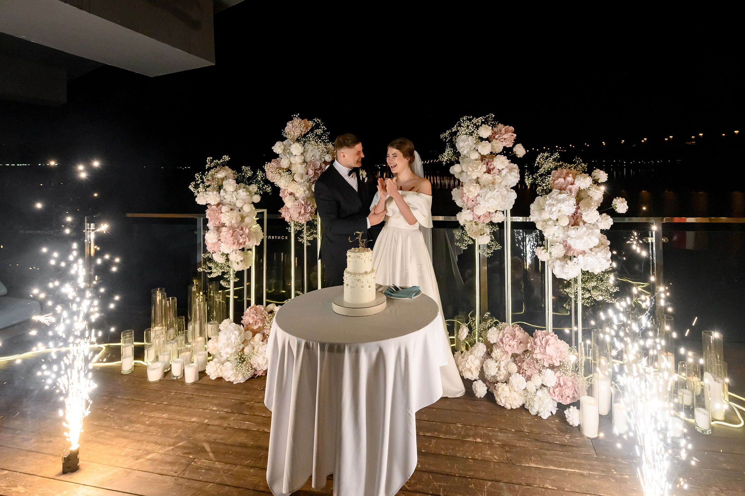 ARTEM & KATYA. Свадебный и семейный фотограф