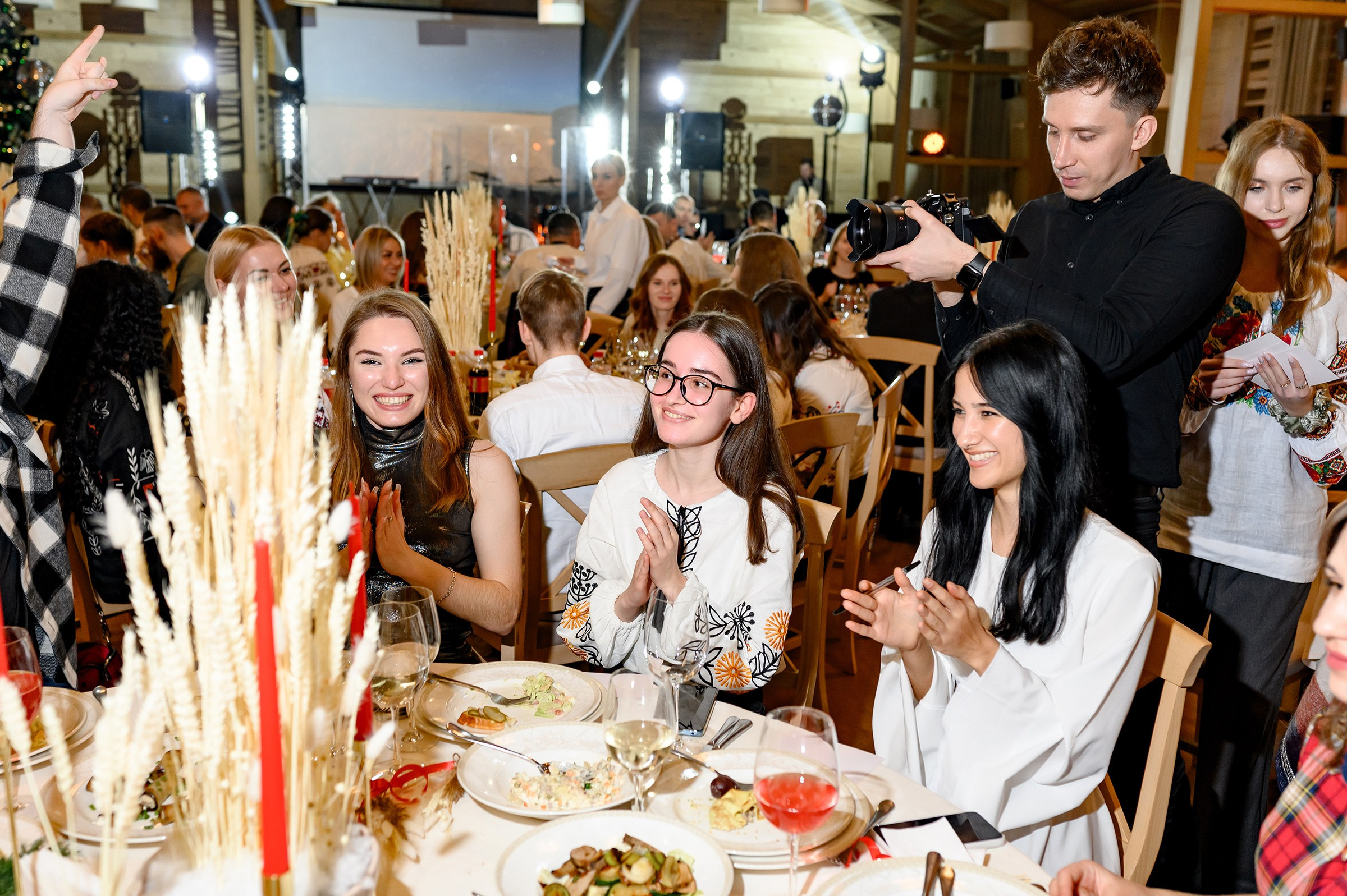 «ТРИПІЛЬСЬКЕ СОНЦЕ». Свадебный и семейный фотограф