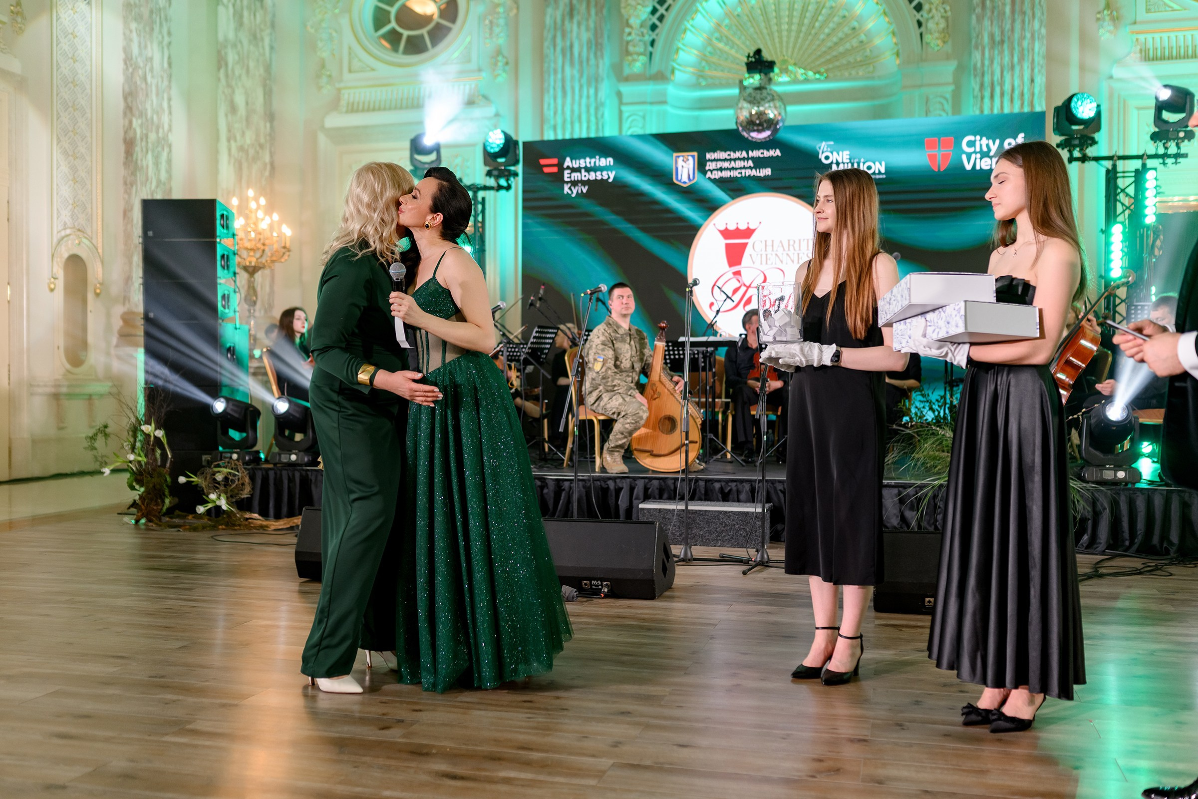 " Viennese Ball KYIV». Свадебный и семейный фотограф