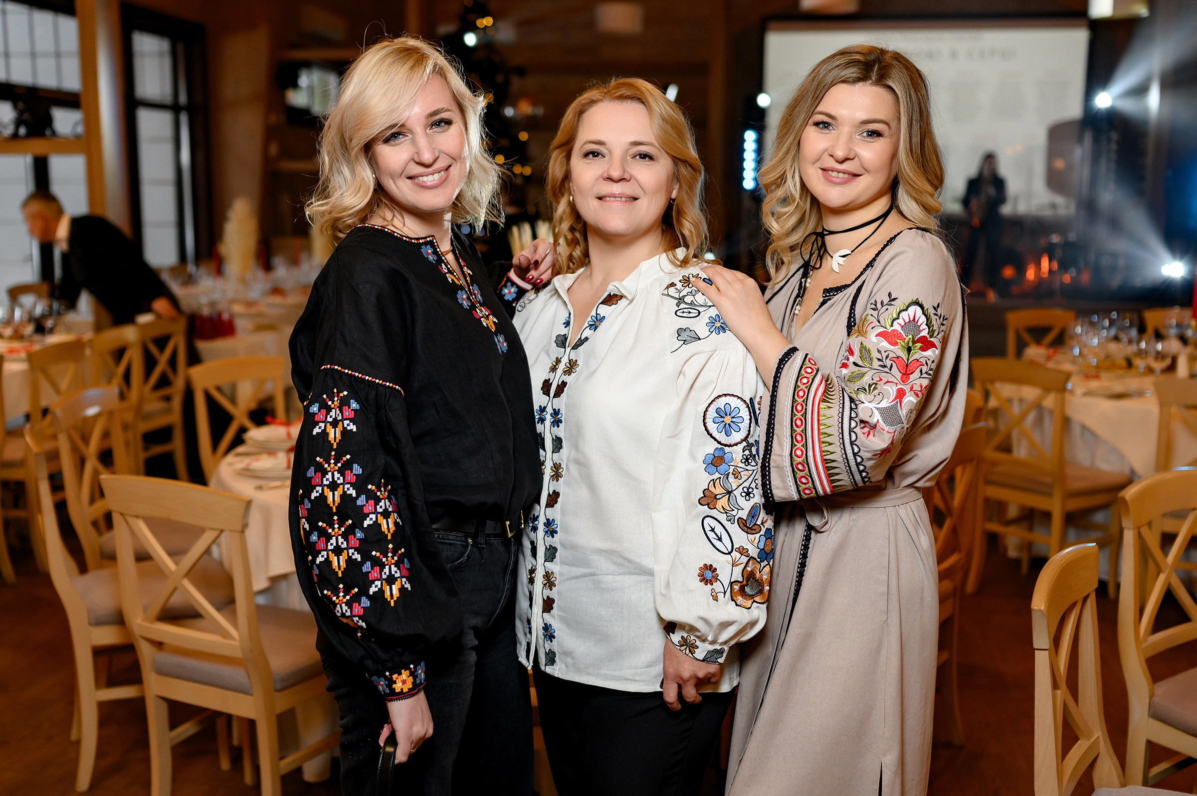 «ТРИПІЛЬСЬКЕ СОНЦЕ». Свадебный и семейный фотограф