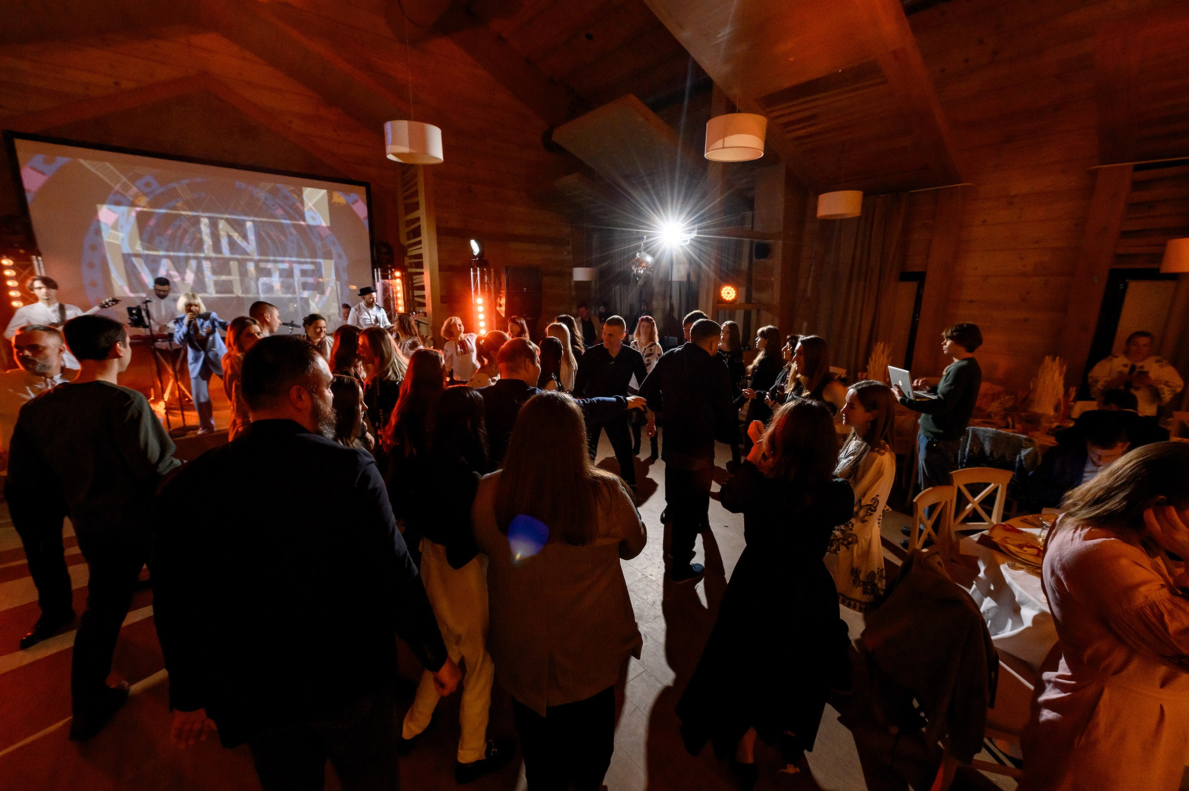 «ТРИПІЛЬСЬКЕ СОНЦЕ». Свадебный и семейный фотограф