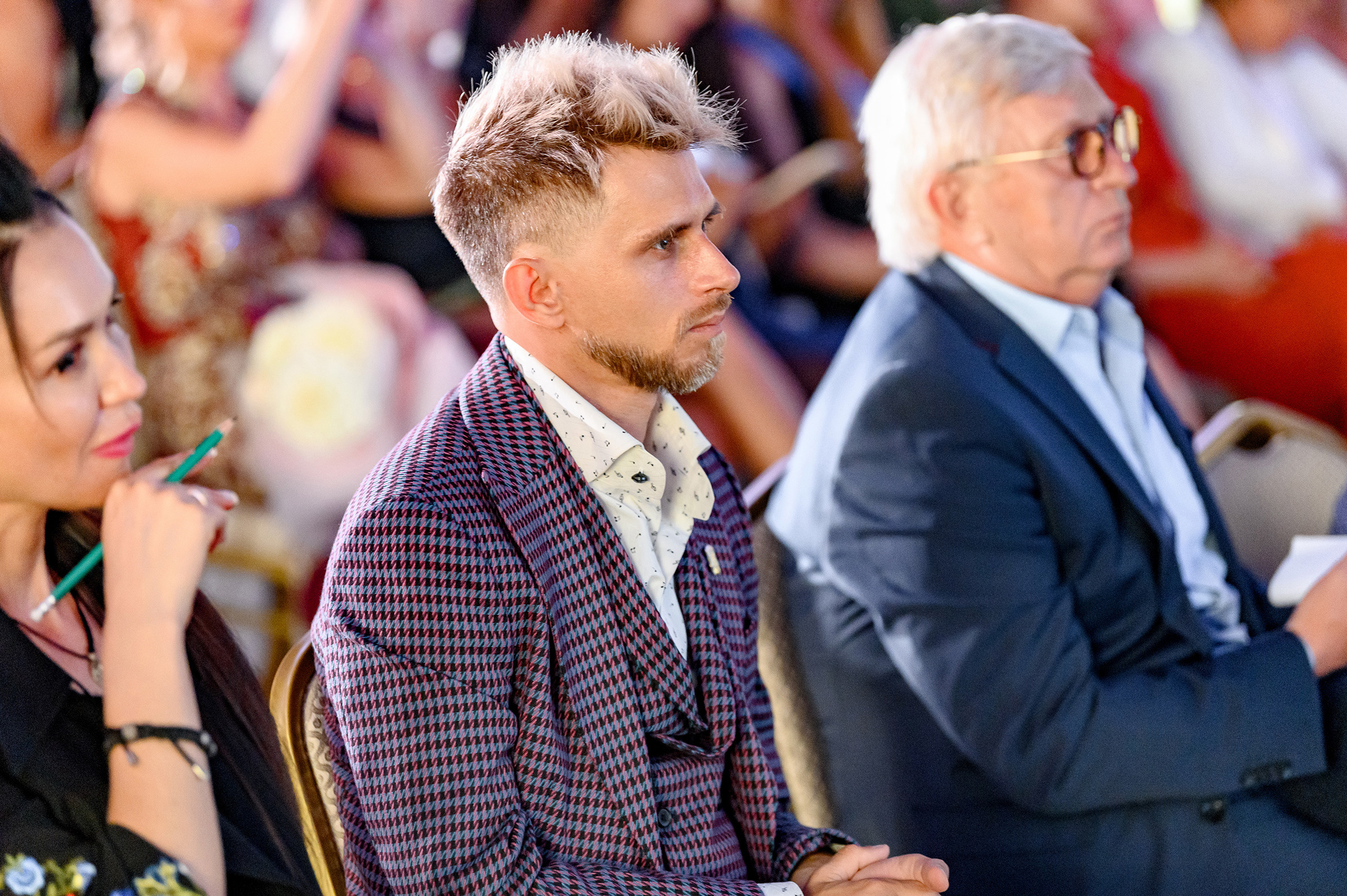 «КРАСА КРАЇНИ». Свадебный и семейный фотограф