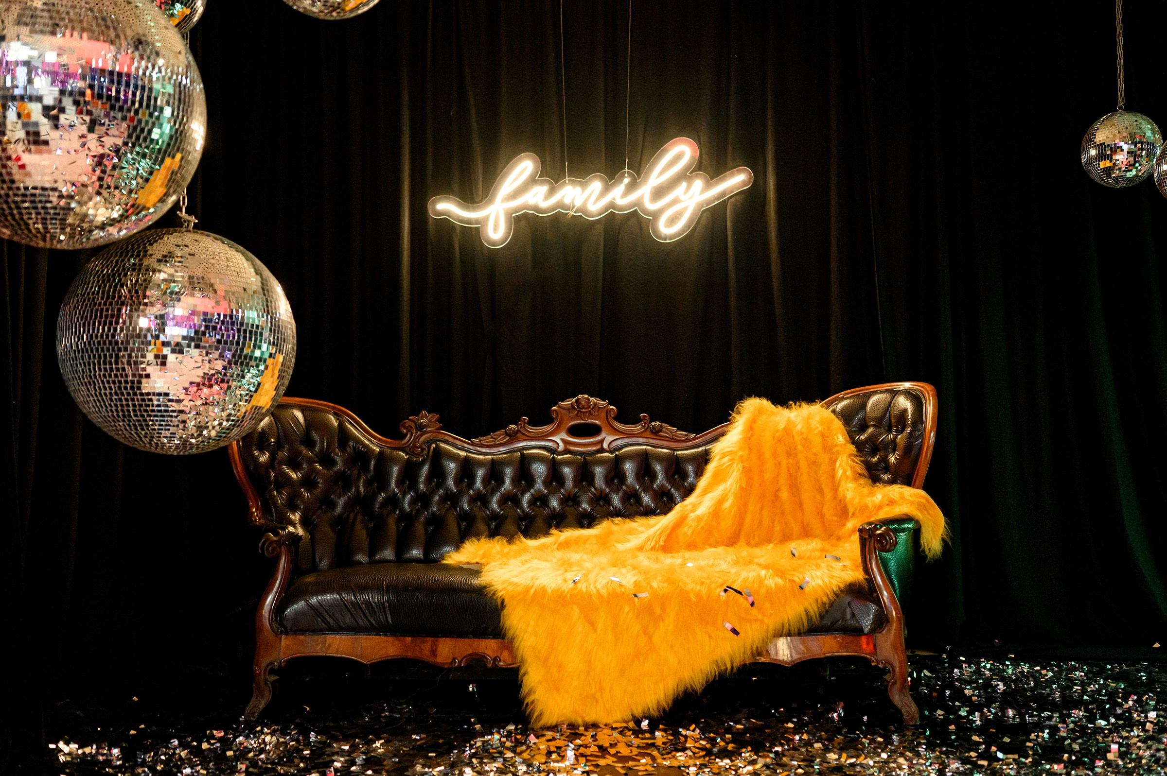 BLOSSOM «ВЖЕ НЕ 18». Свадебный и семейный фотограф