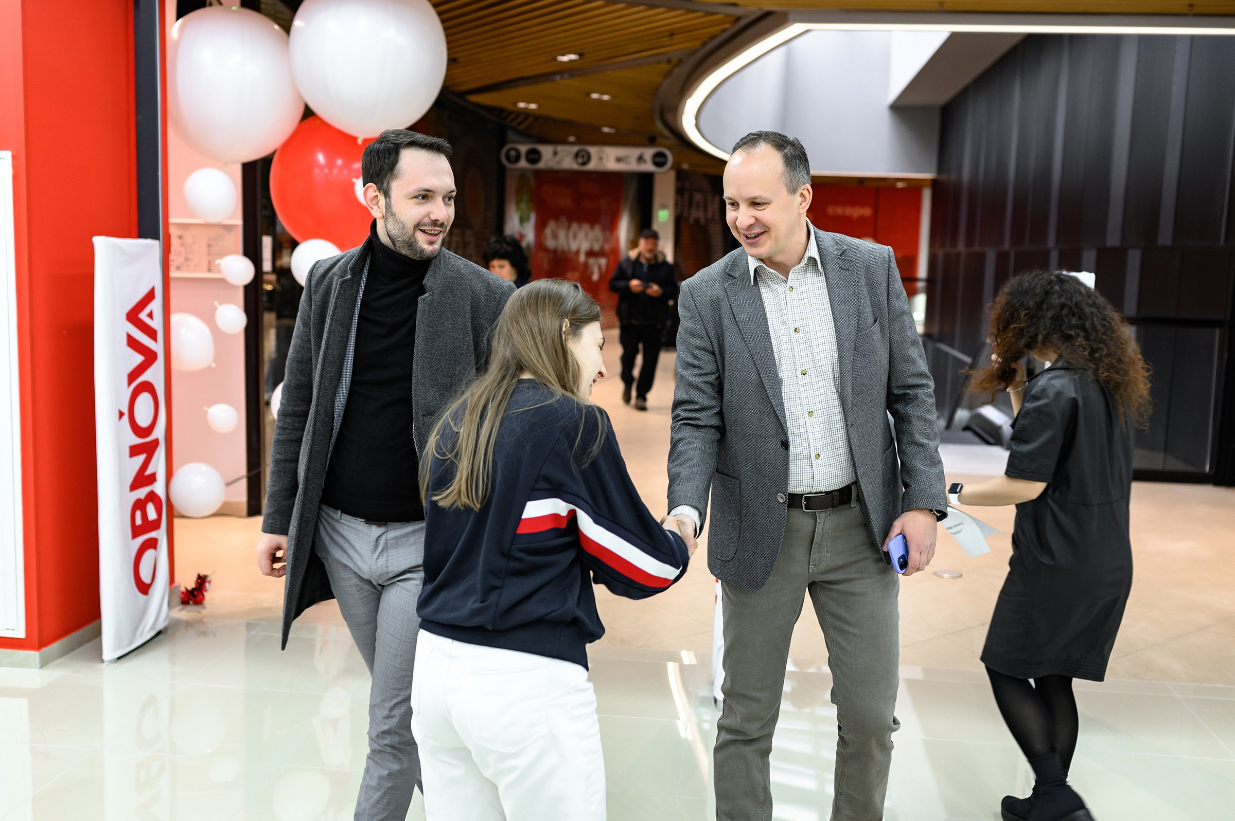 " O B N O V A ". Свадебный и семейный фотограф