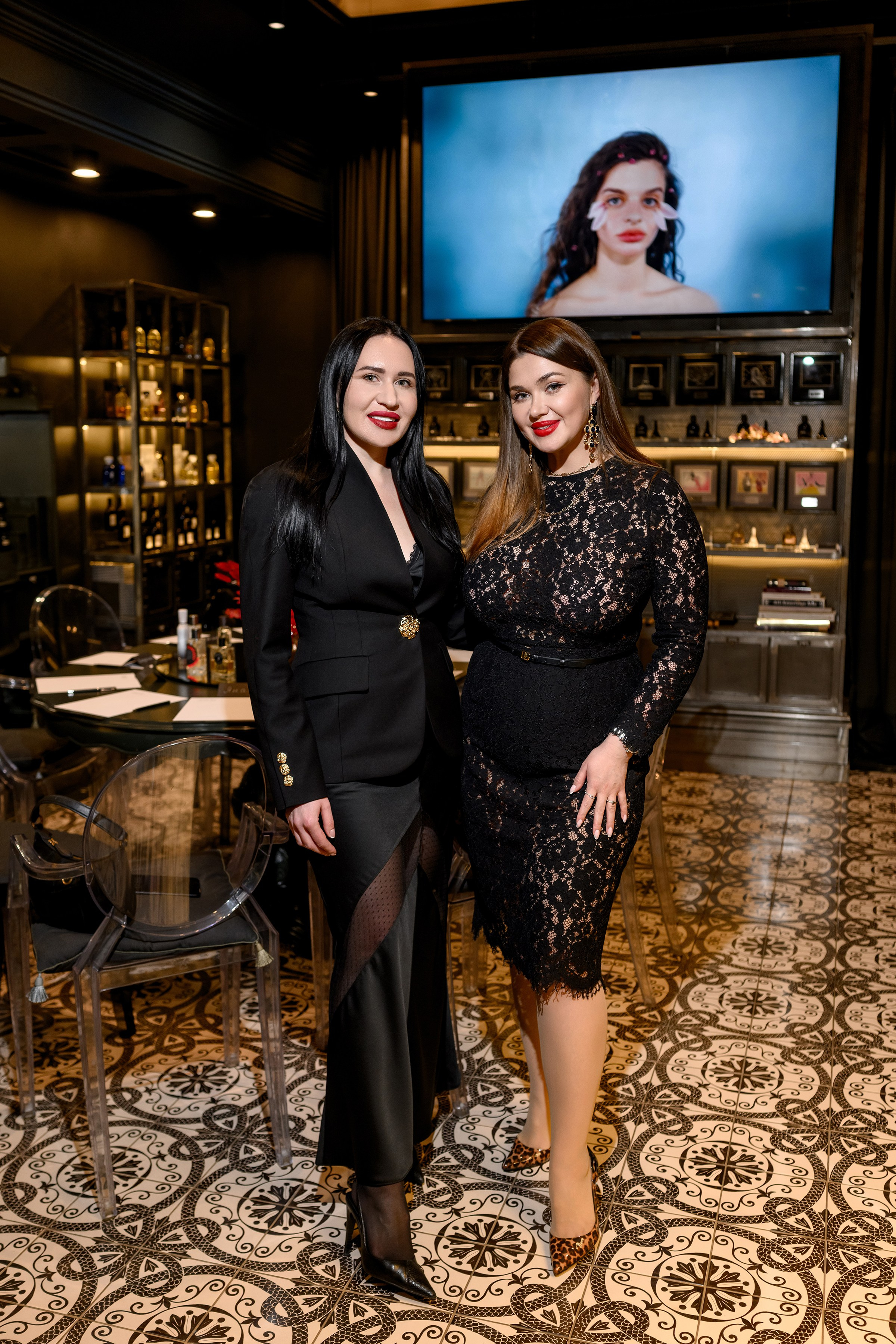 «PARFUM BURO». Свадебный и семейный фотограф