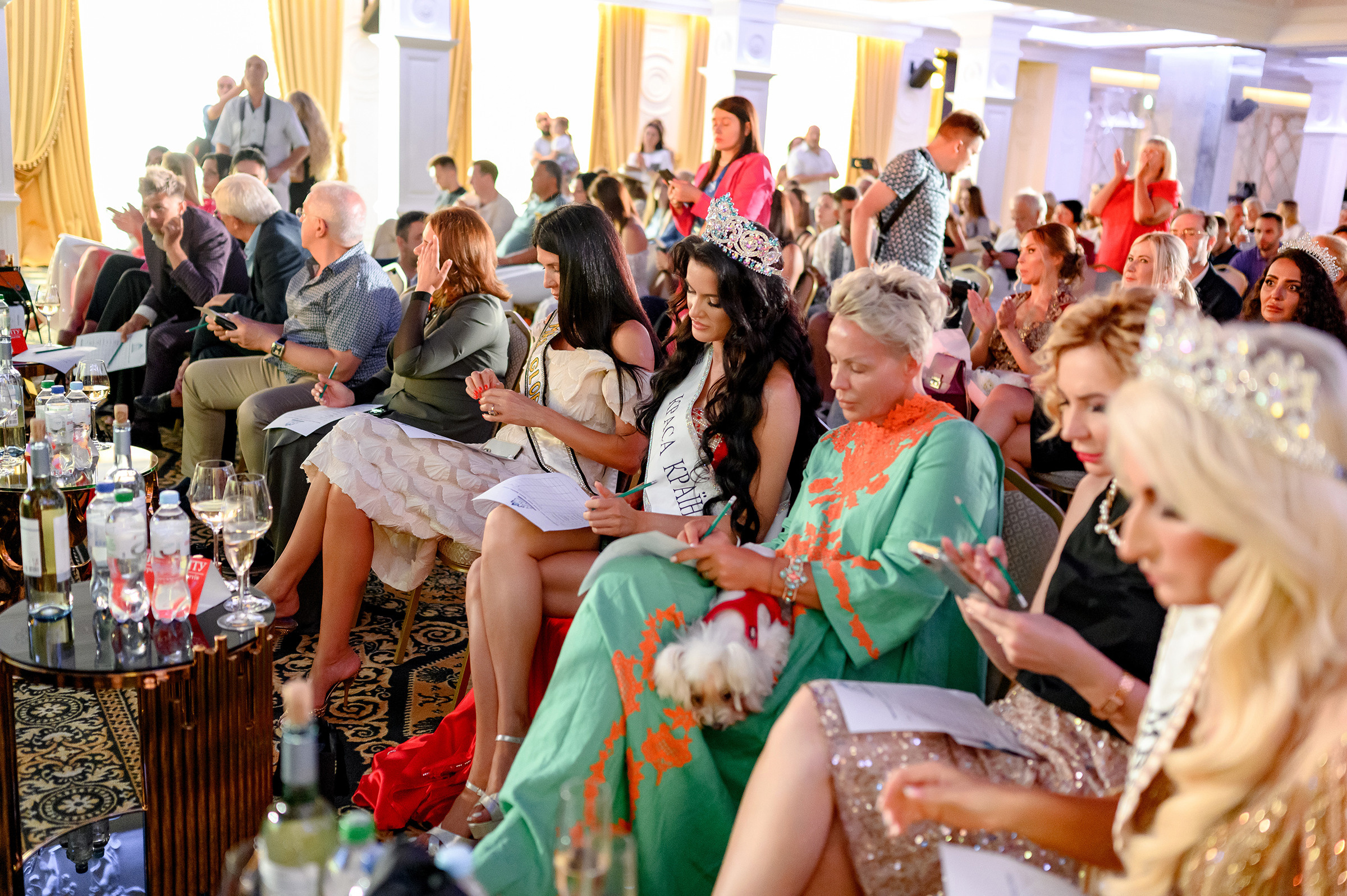 «КРАСА КРАЇНИ». Свадебный и семейный фотограф