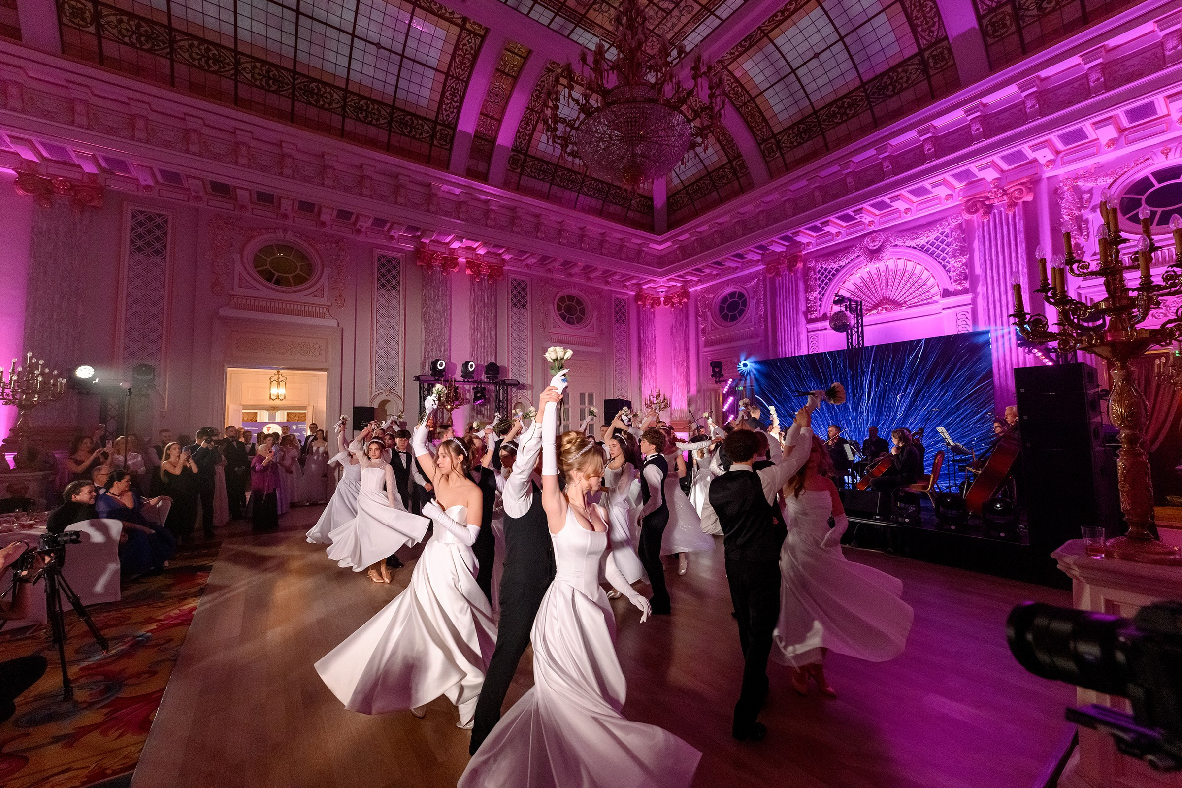 " Viennese Ball Kyiv ". Свадебный и семейный фотограф