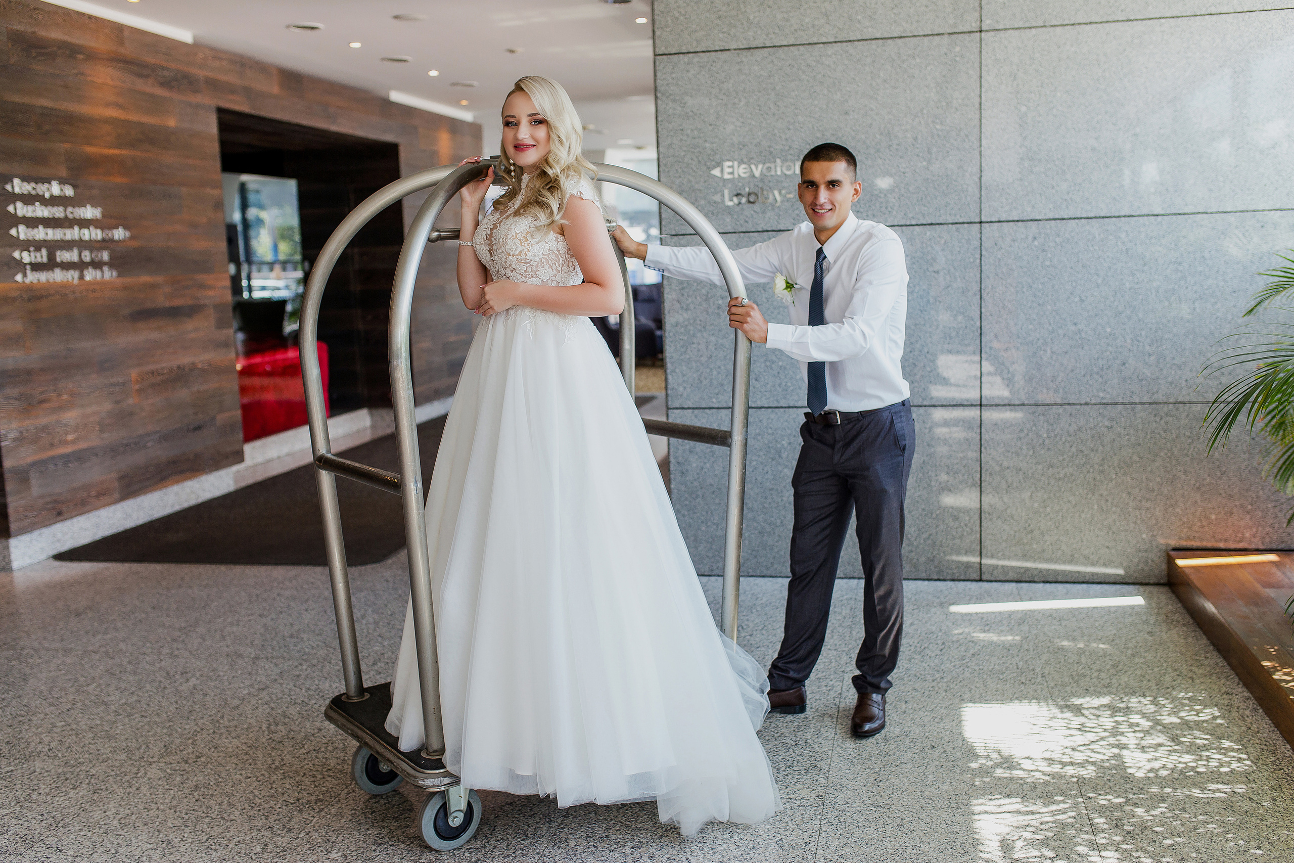 Фотосессия в отеле и прогулка. Свадебный и семейный фотограф в Запорожье Влад Ткаченко