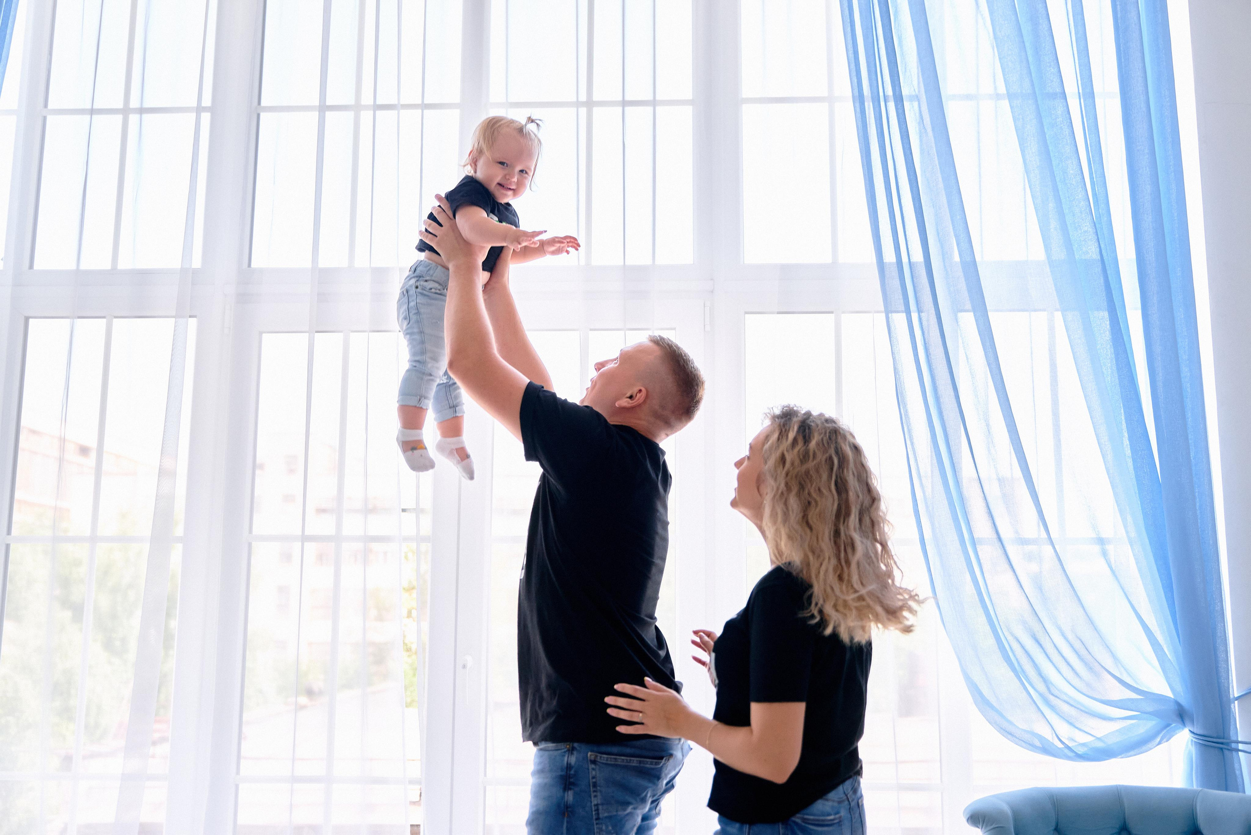 Иван, Виктория и Соломия. Свадебный и семейный фотограф Виталий Рутчин в Запорожье