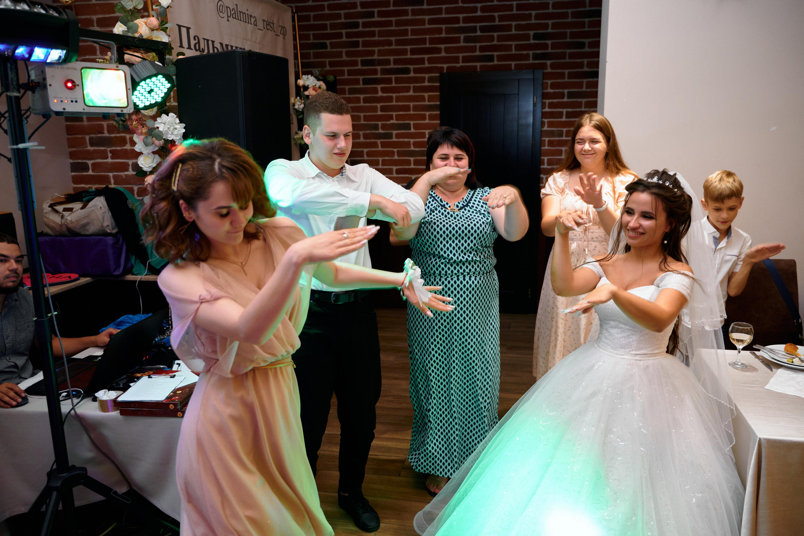 Андрій & Анастасія. Весільний та сімейний фотограф Віталій Рутчин у Запоріжжі