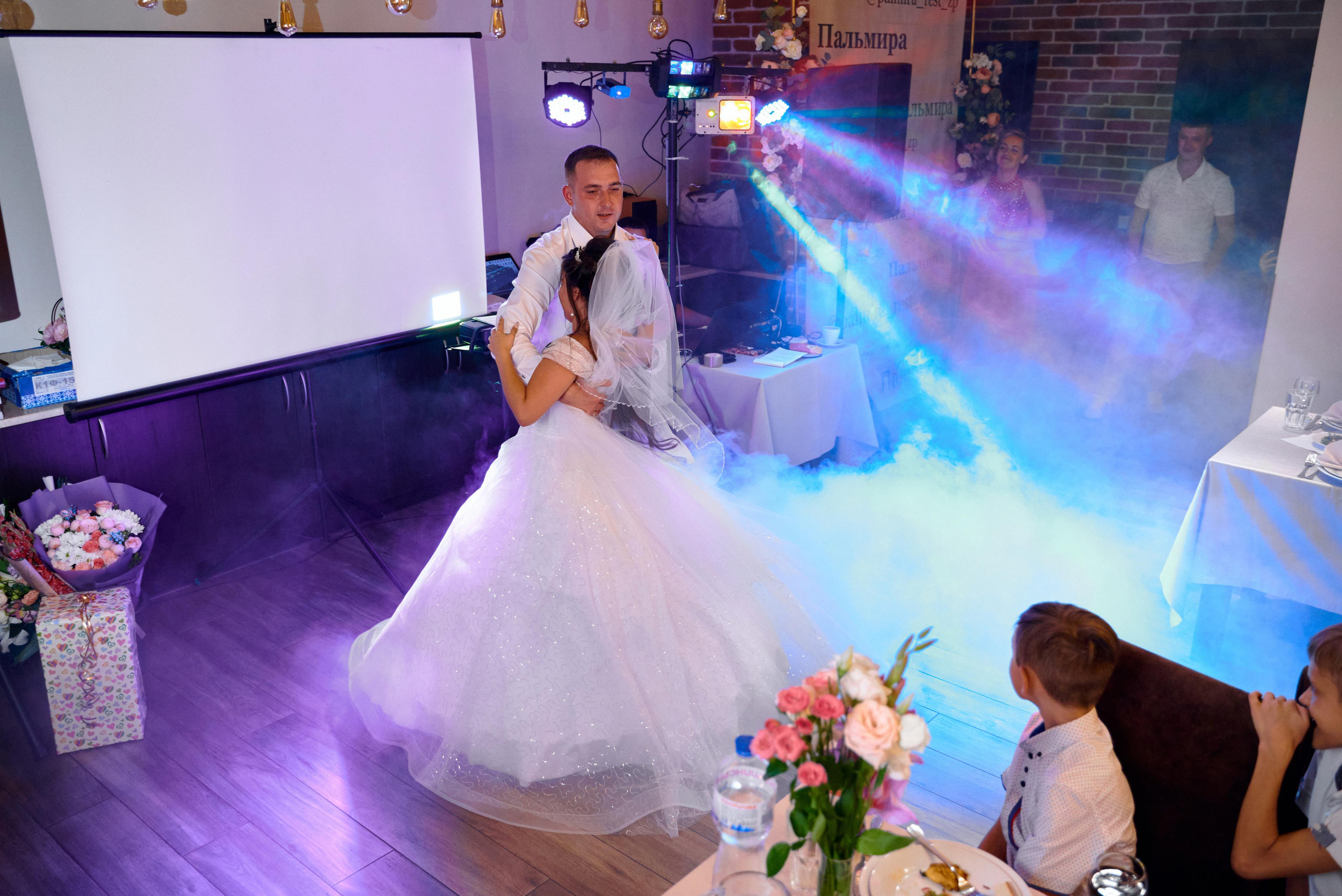 Андрій & Анастасія. Весільний та сімейний фотограф Віталій Рутчин у Запоріжжі