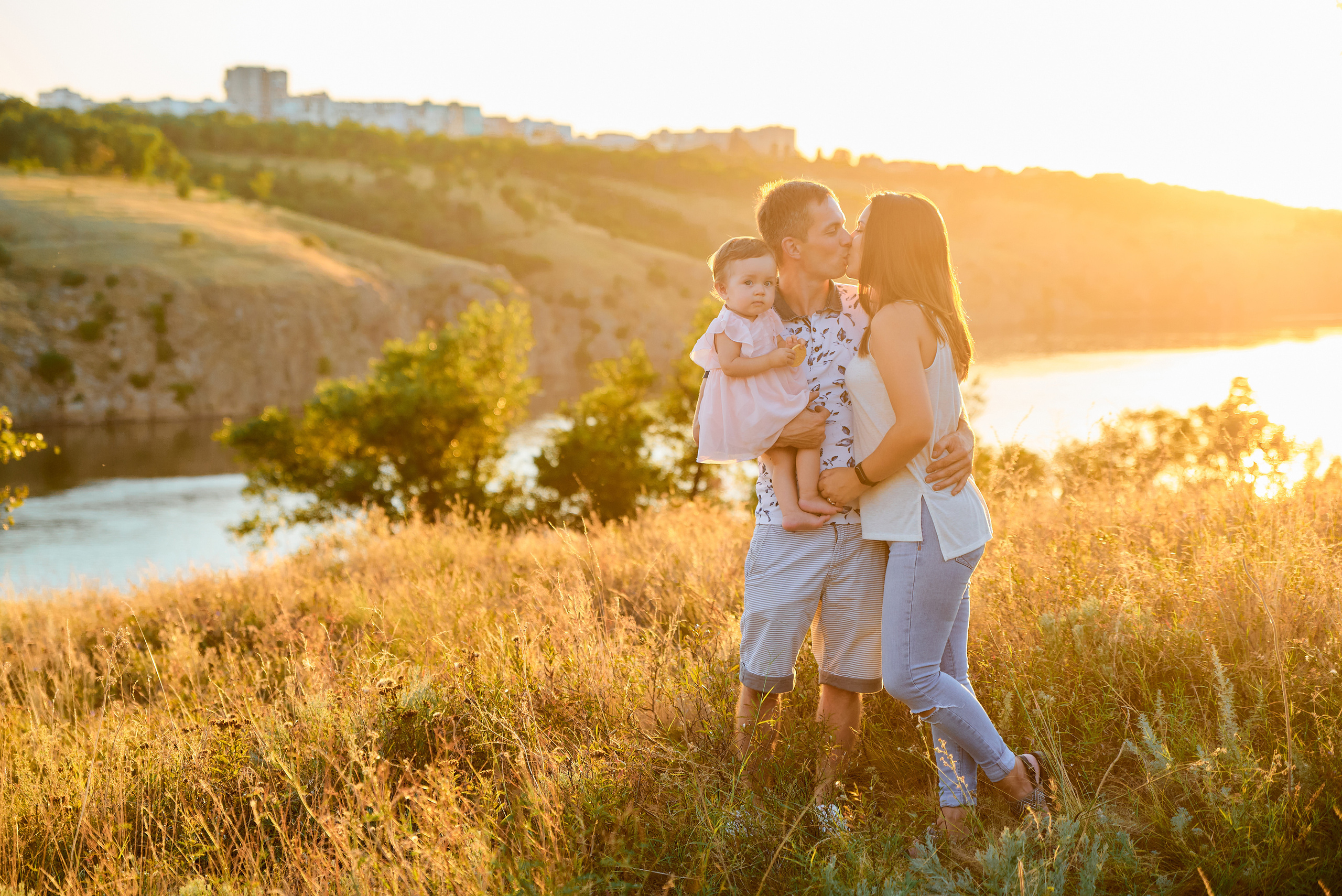 Олексій, Вікторія та Маша. Весільний та сімейний фотограф Віталій Рутчин у Запоріжжі