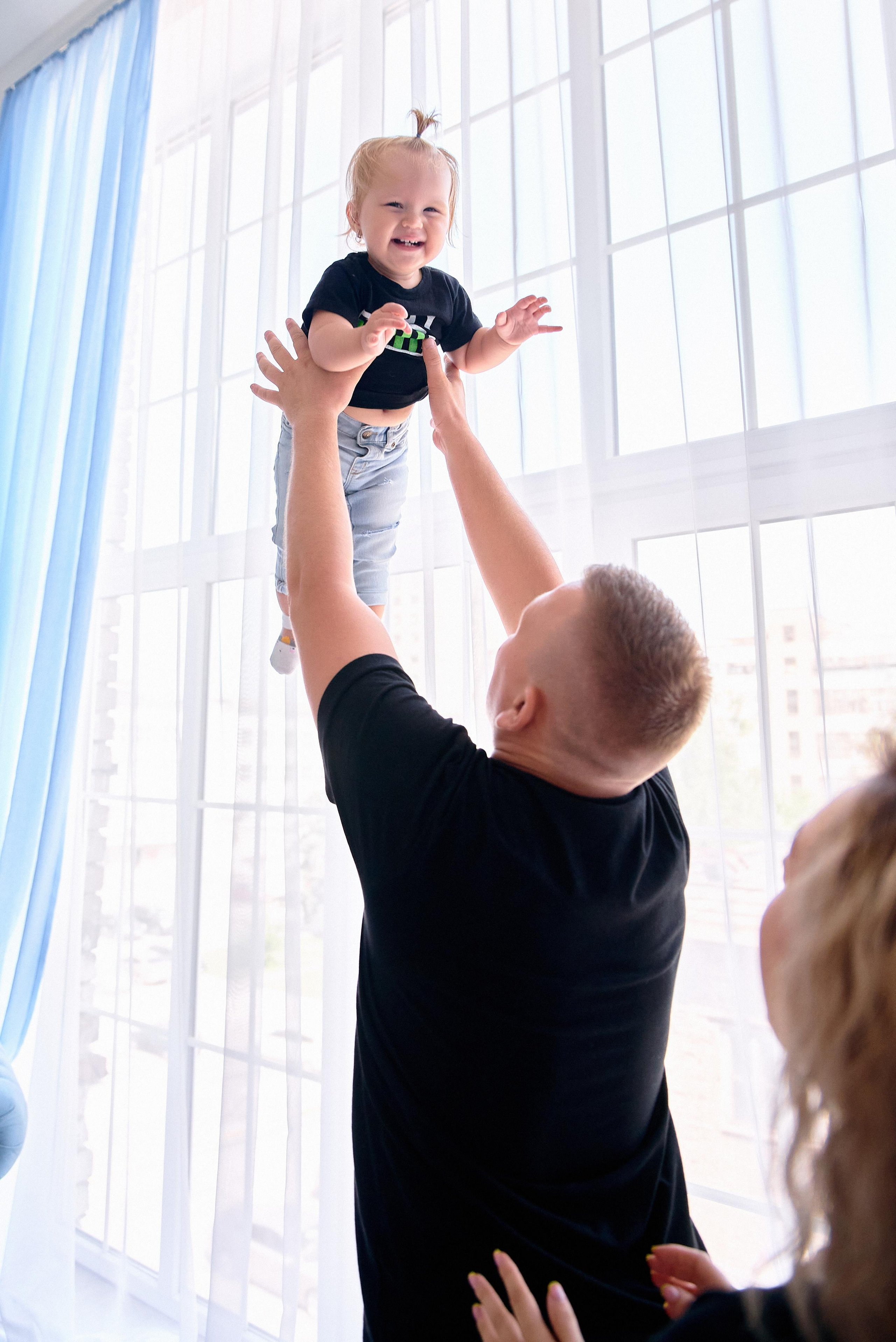Иван, Виктория и Соломия. Свадебный и семейный фотограф Виталий Рутчин в Запорожье