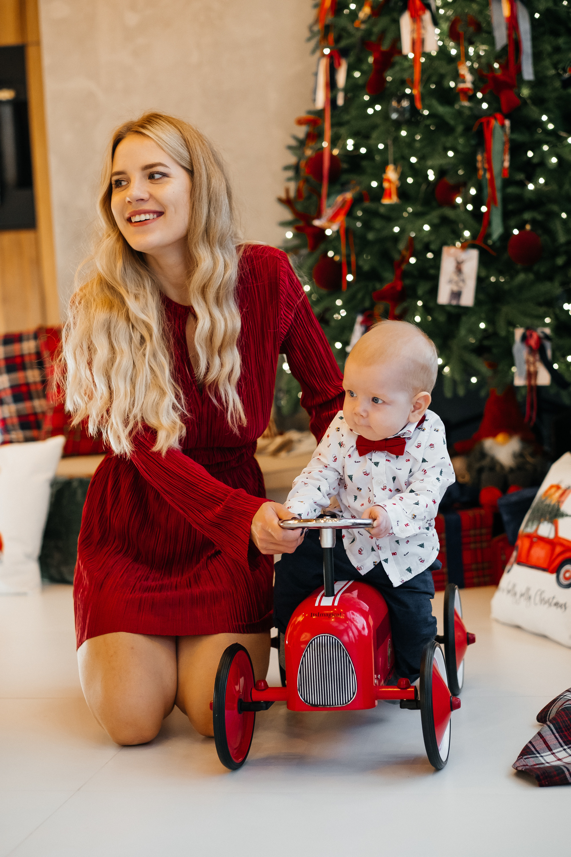 Новогодняя фотосессия Даши с мальчишками. Сімейний і портретний фотограф у Києві Проценко Алла