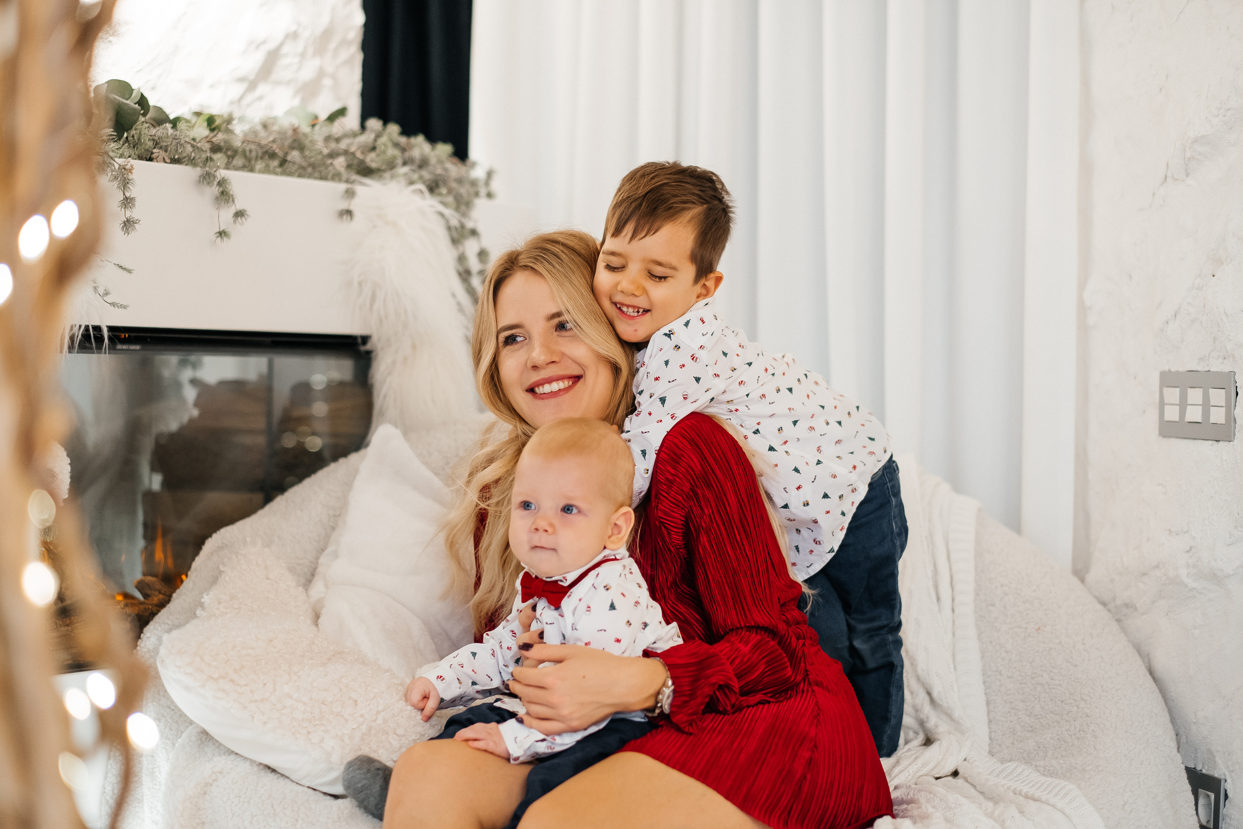 Новогодняя фотосессия Даши с мальчишками. Сімейний і портретний фотограф у Києві Проценко Алла