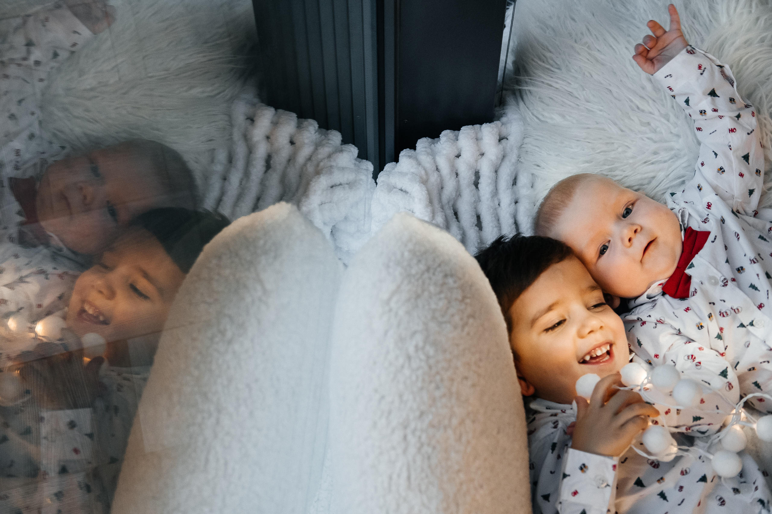 Новогодняя фотосессия Даши с мальчишками. Сімейний і портретний фотограф у Києві Проценко Алла