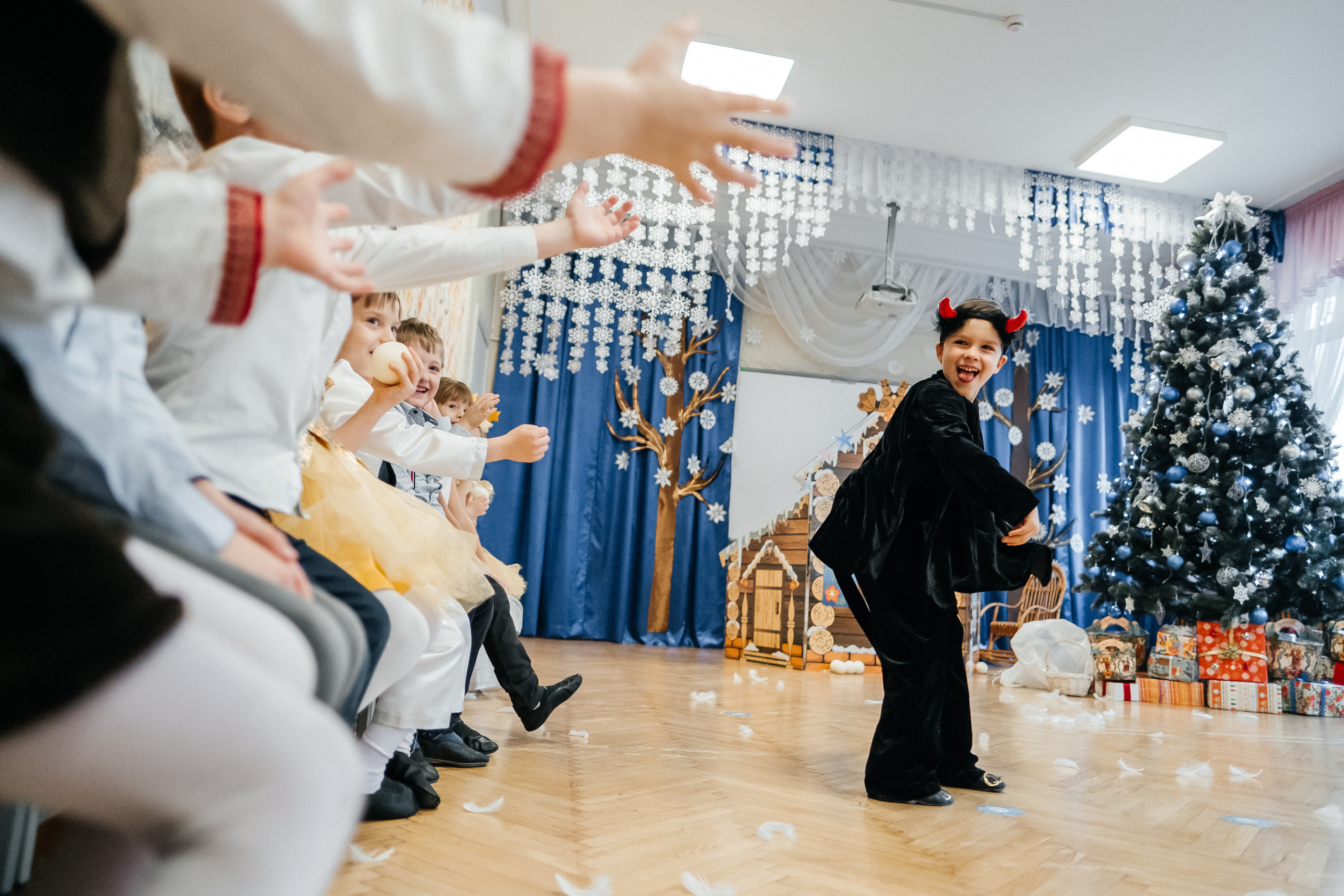 Новорічне свято в садочку. Сімейний і портретний фотограф у Києві Проценко Алла